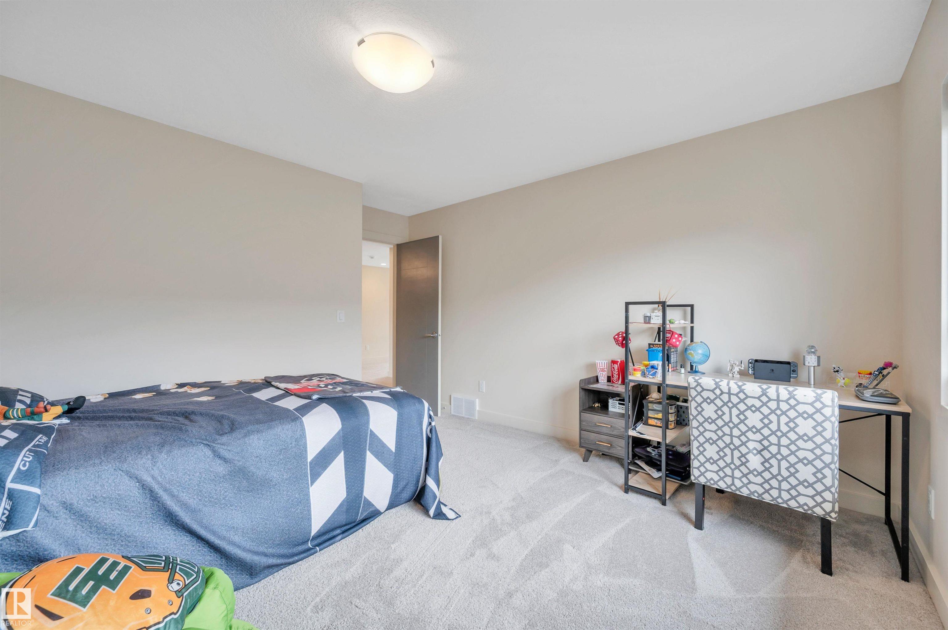 Photo 44 at 1116 Hainstock Green SW, Hays Ridge Area, Edmonton