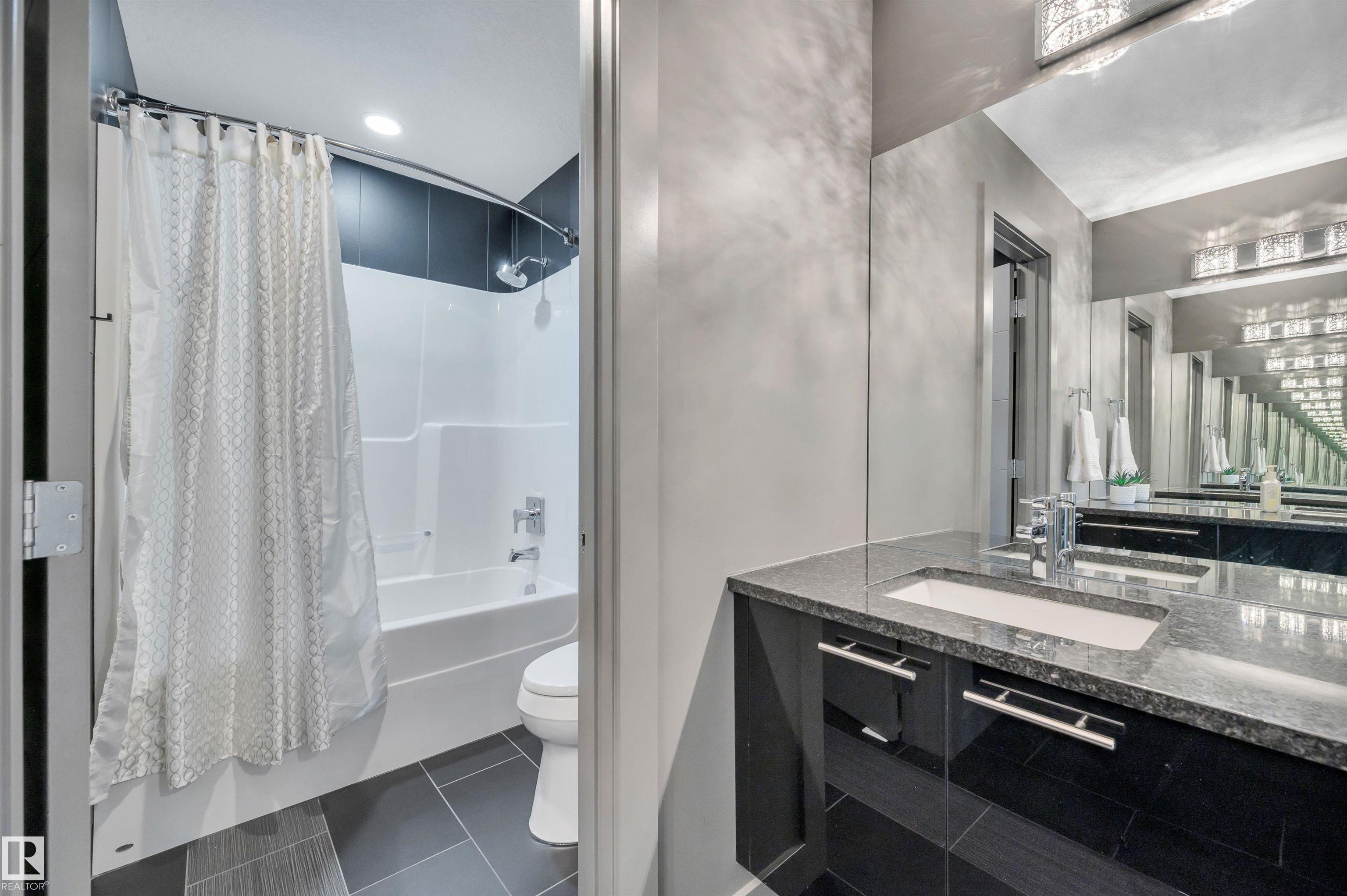 Photo 46 at 1116 Hainstock Green SW, Hays Ridge Area, Edmonton