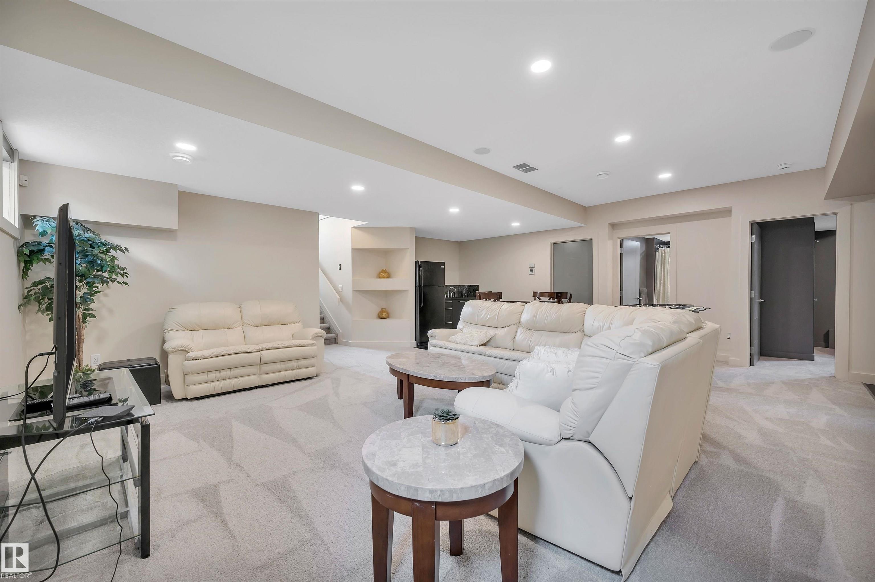 Photo 53 at 1116 Hainstock Green SW, Hays Ridge Area, Edmonton