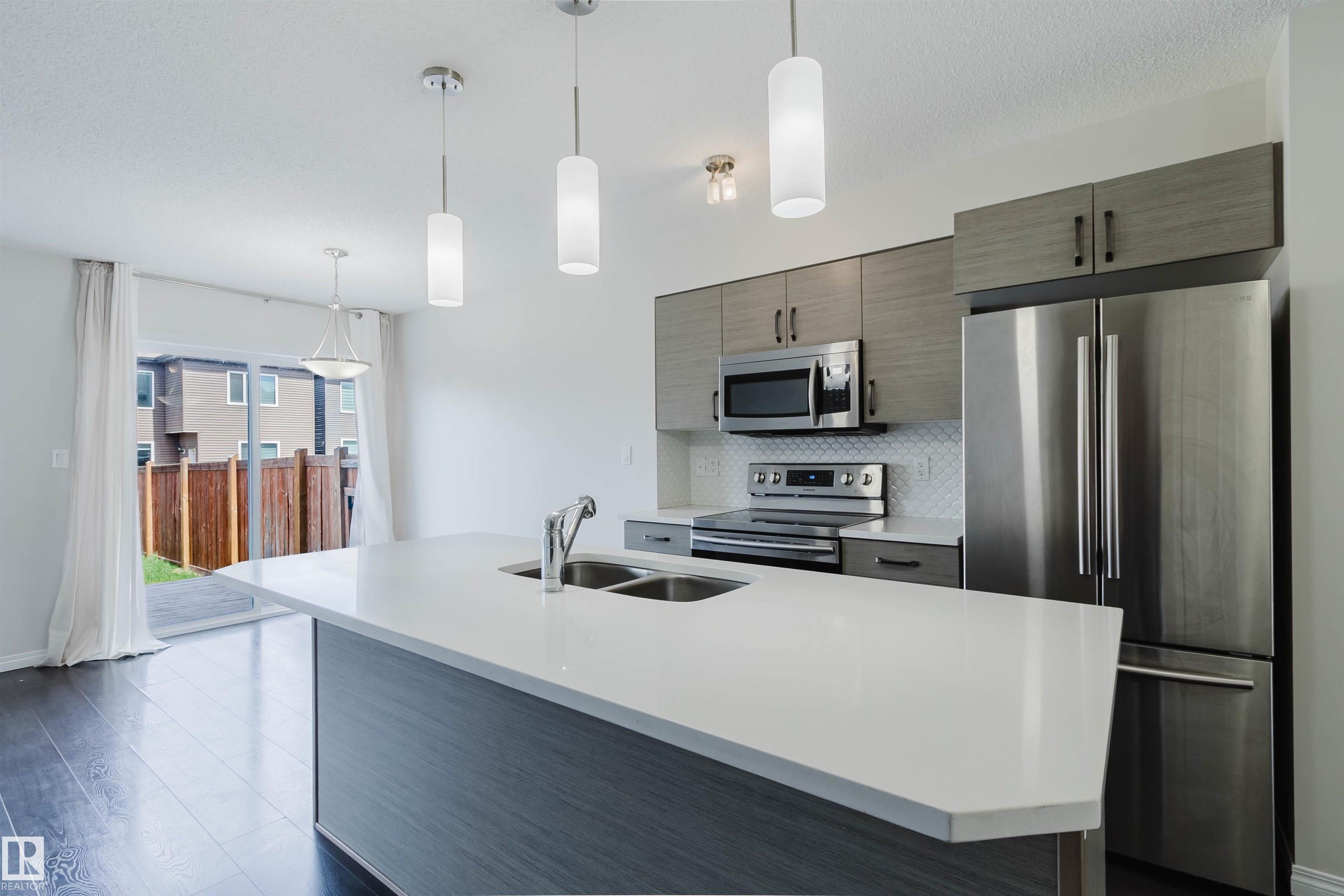 Picture for 2082 PRICE LANDING SW