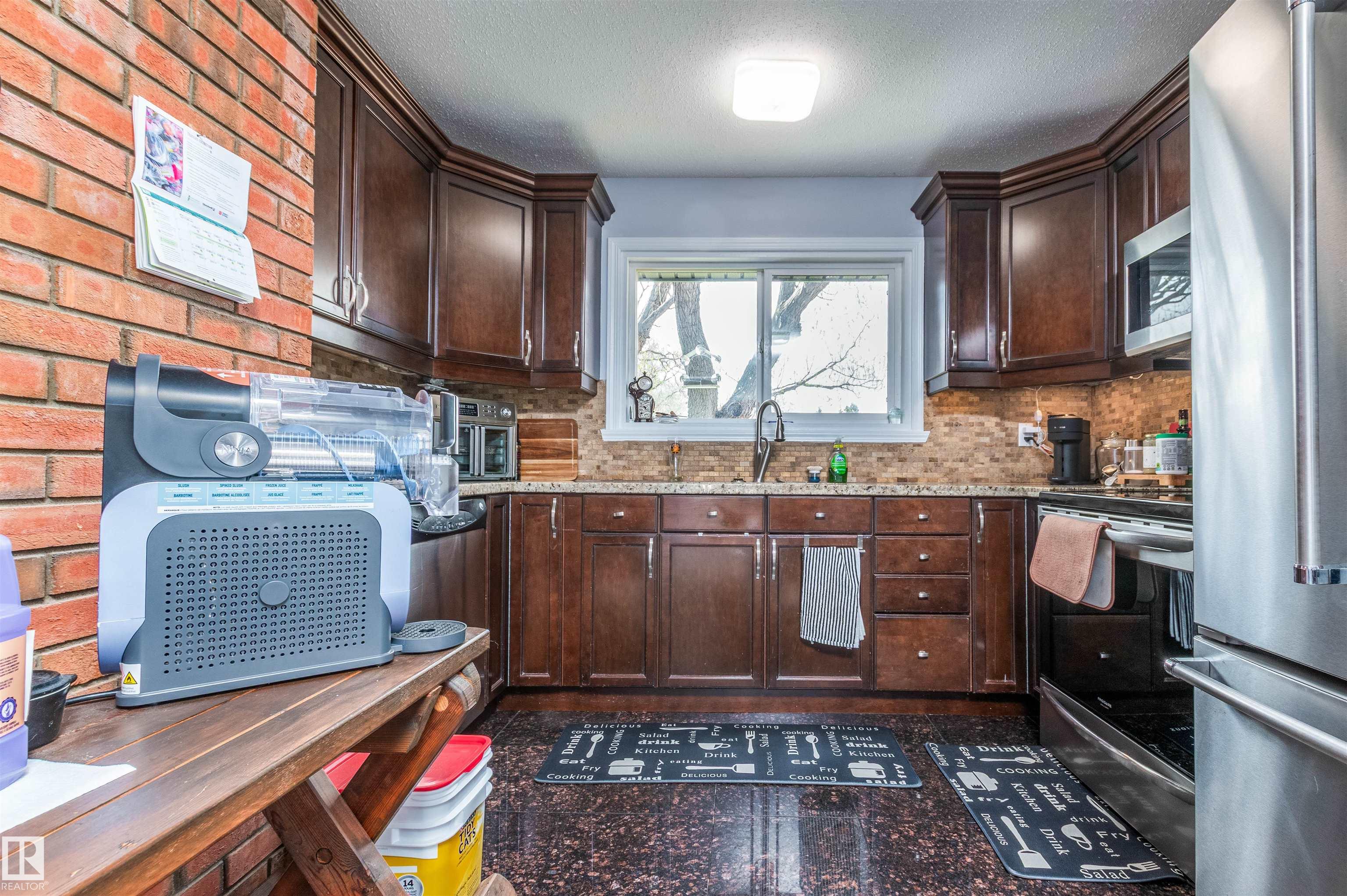 Photo 13 at 23 Circlewood Drive, Maplewood, Sherwood Park