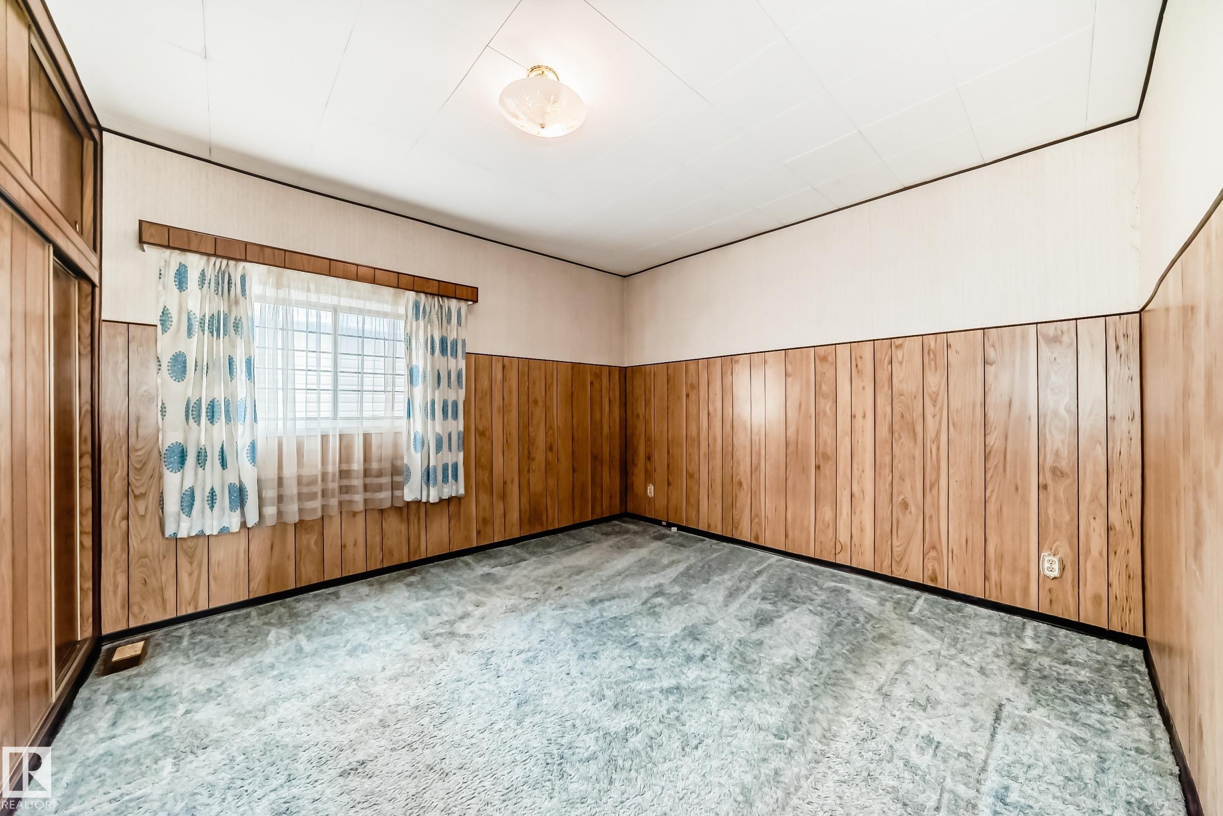 Photo 14 at 11929 91 Street NW, Alberta Avenue, Edmonton