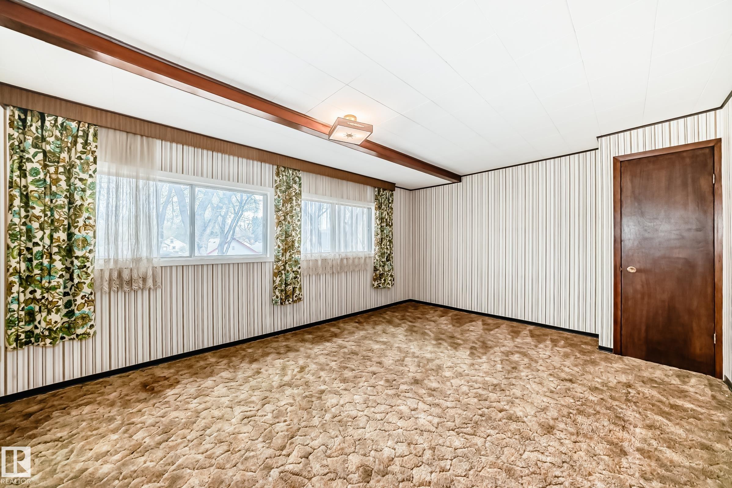 Photo 23 at 11929 91 Street NW, Alberta Avenue, Edmonton