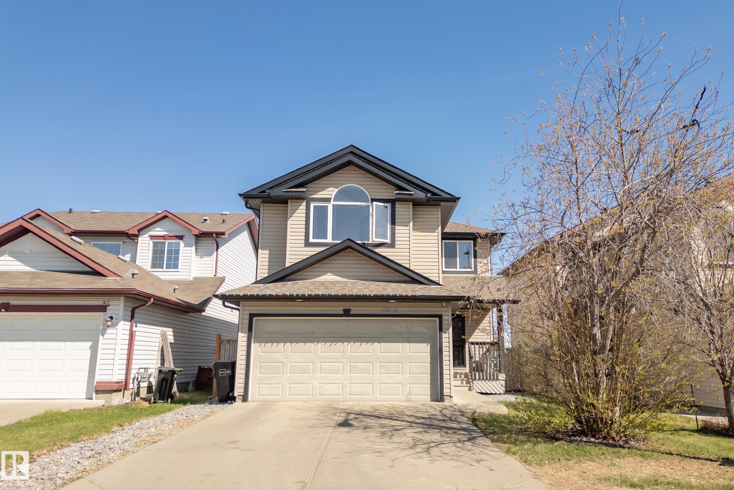 Picture for 1212 37C AV NW