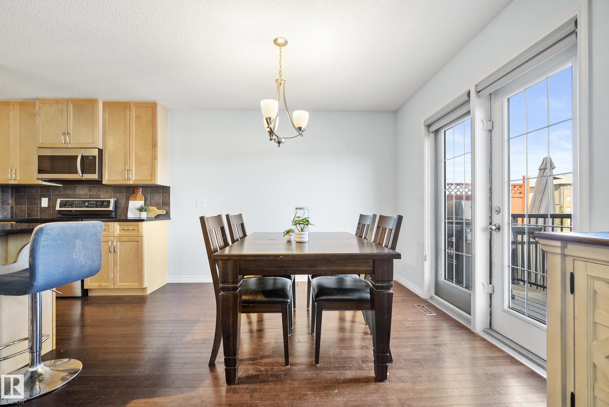 https://zimg.paragon.ice.com/ParagonImages/Property/PM/RAE/225400441/17/0/0/f9e088a0a819f3669c027dfc6e89b478/1/bed149b6ce050d71daef34646975a866/225400441-07c28728-f64e-4d2b-9c55-e52917e6aa14.JPG