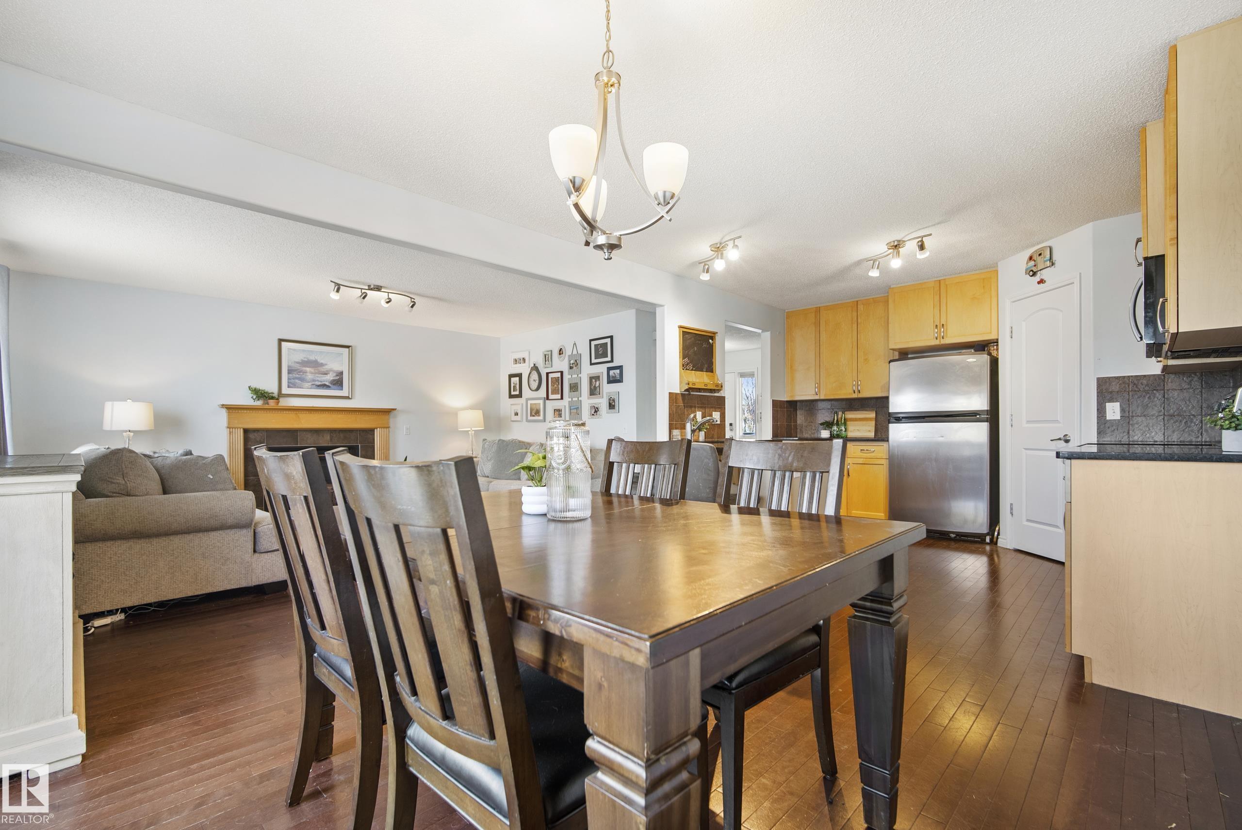 https://zimg.paragon.ice.com/ParagonImages/Property/PM/RAE/225400441/18/0/0/0650466d2db55c48afe7084919fcd252/1/bed149b6ce050d71daef34646975a866/225400441-0856f8c2-2536-4dba-b9ff-372df0d27013.JPG