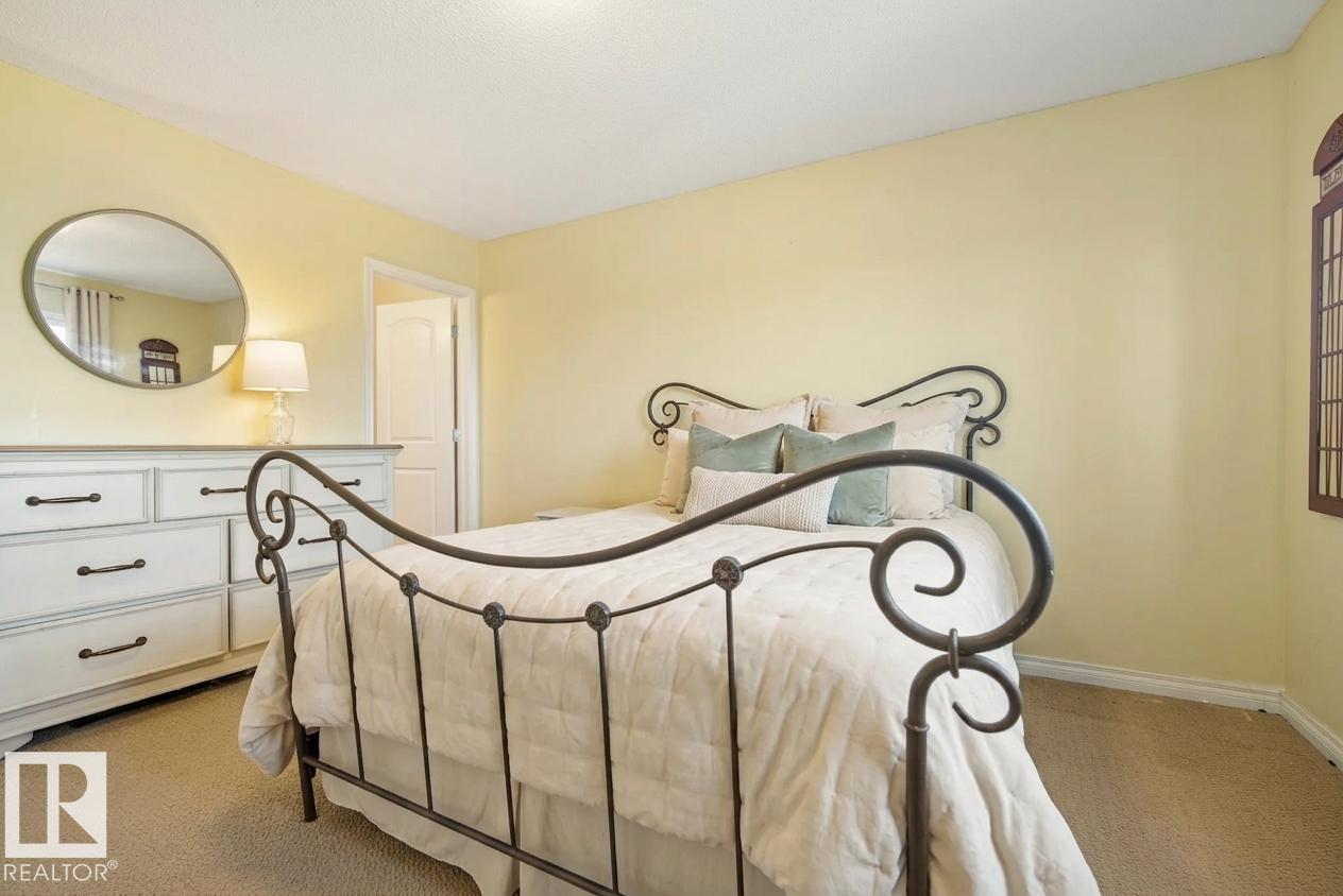 https://zimg.paragon.ice.com/ParagonImages/Property/PM/RAE/225400441/27/0/0/d08b6e84f7d5f107a29b16c3e81d644d/1/bed149b6ce050d71daef34646975a866/225400441-48554b8c-3e8e-4950-9ed3-8bfa679ed743.JPG