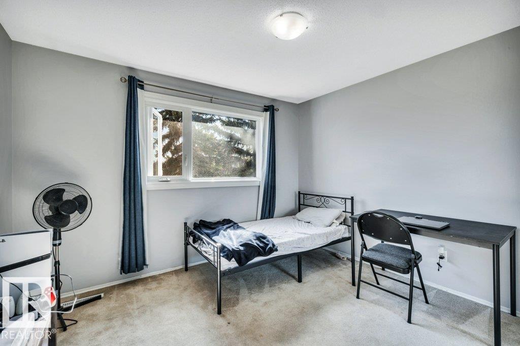 https://zimg.paragon.ice.com/ParagonImages/Property/PM/RAE/225400450/14/0/0/671e253eb3fb66875af043fb50800446/1/0d39b2e8dc7b8f135608574c21cfcbe1/225400450-727b490b-057f-4079-87cc-8e99db5d0138.JPG