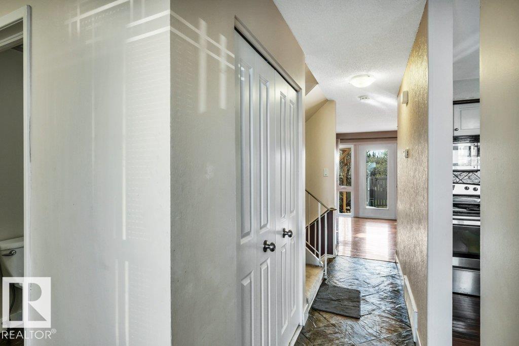 Picture for 171 ROYAL RD NW