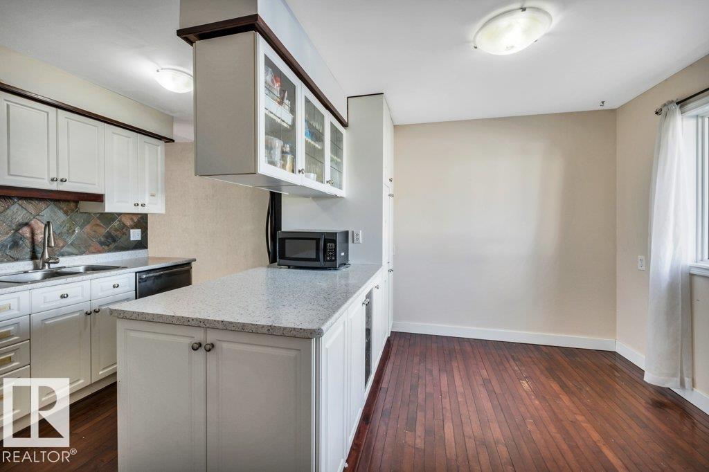 https://zimg.paragon.ice.com/ParagonImages/Property/PM/RAE/225400450/6/0/0/231b6065e9639f99acb092c1c765ef72/1/0d39b2e8dc7b8f135608574c21cfcbe1/225400450-6c0326c5-7cb9-4c26-a585-7f9a844768af.JPG