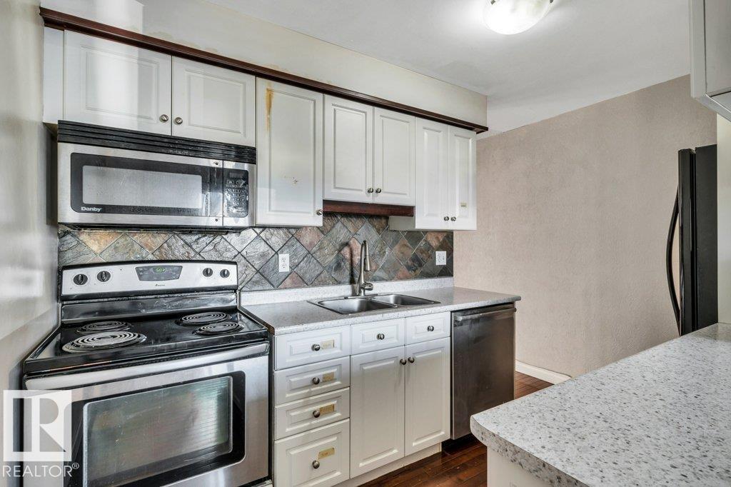 https://zimg.paragon.ice.com/ParagonImages/Property/PM/RAE/225400450/8/0/0/91fca2615bed43041f32520ef40df7b9/1/0d39b2e8dc7b8f135608574c21cfcbe1/225400450-2f026423-2f22-4f81-aeea-d4ecd44e101f.JPG