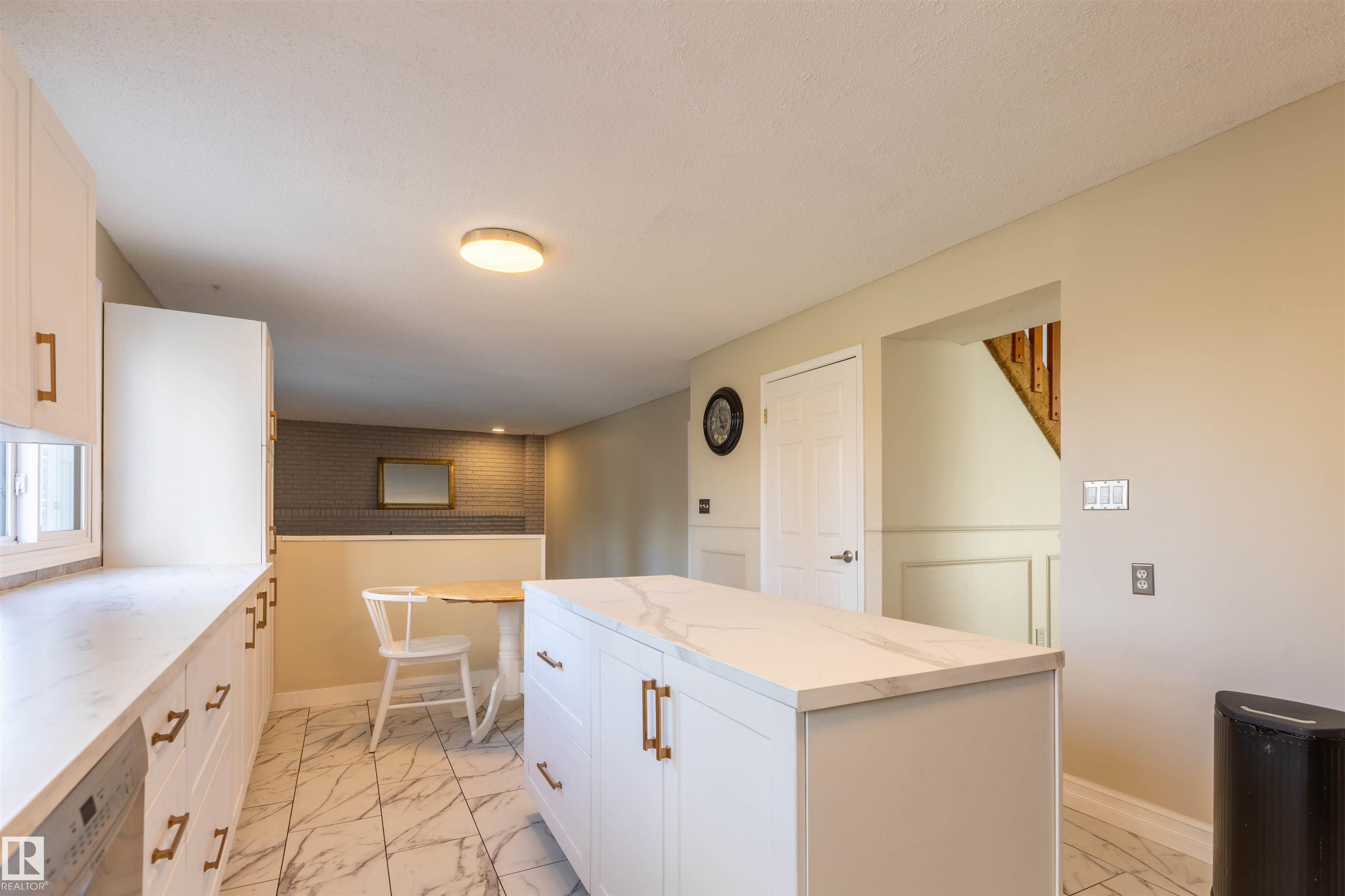 Photo 13 at 230 Grandin Drive, Morinville