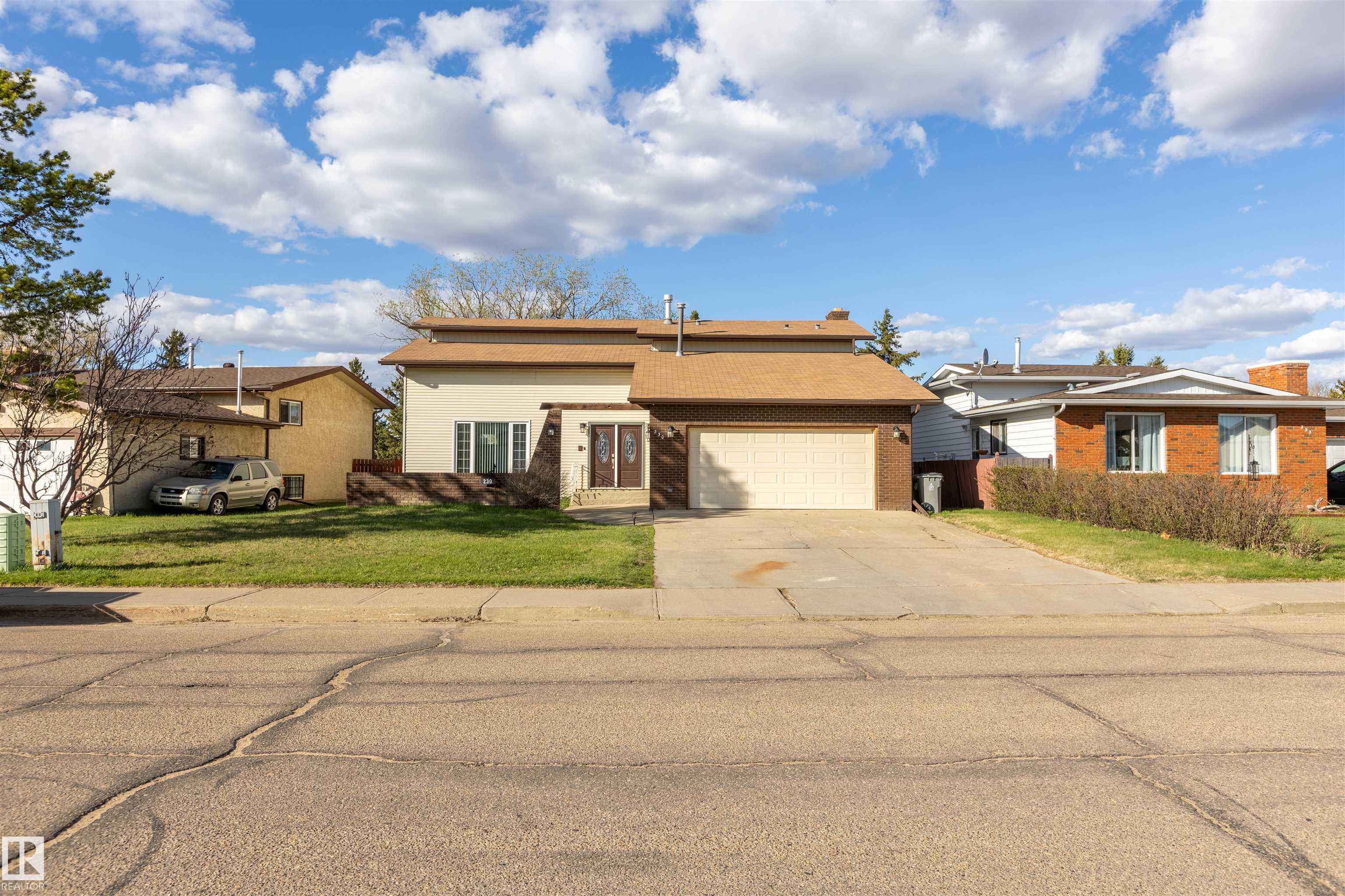230 Grandin Drive, Morinville