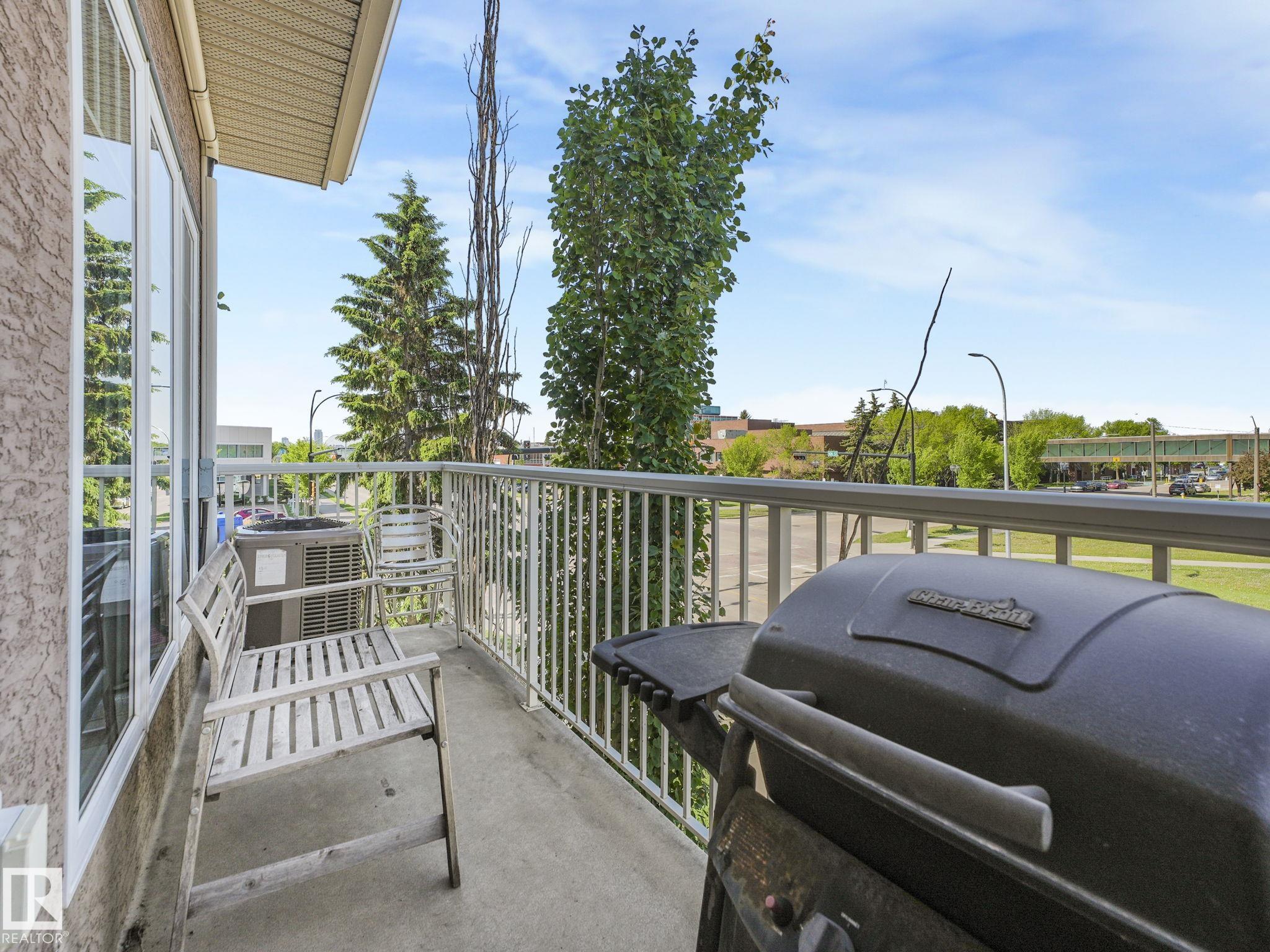 Photo 26 at 3 - 11811 106 Street NW, Westwood, Edmonton