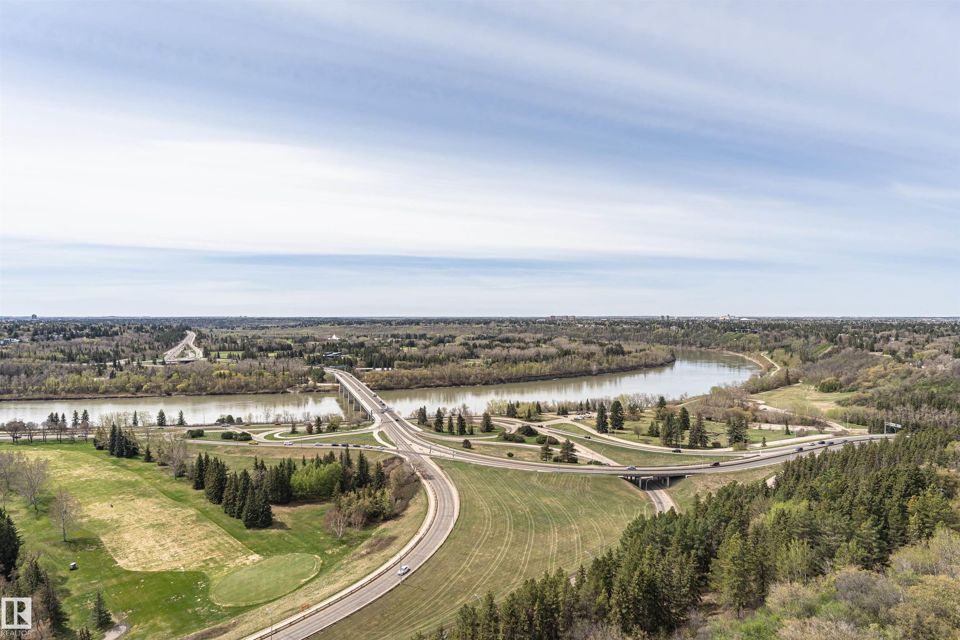 https://zimg.paragon.ice.com/ParagonImages/Property/PM/RAE/225400456/26/0/0/a48372e5a642881e8224f8739402fec0/1/09d57c0a115493ca6e25c204a8b57d12/225400456-a365bf00-ed33-4cc2-86fe-f84c38041d72.JPG