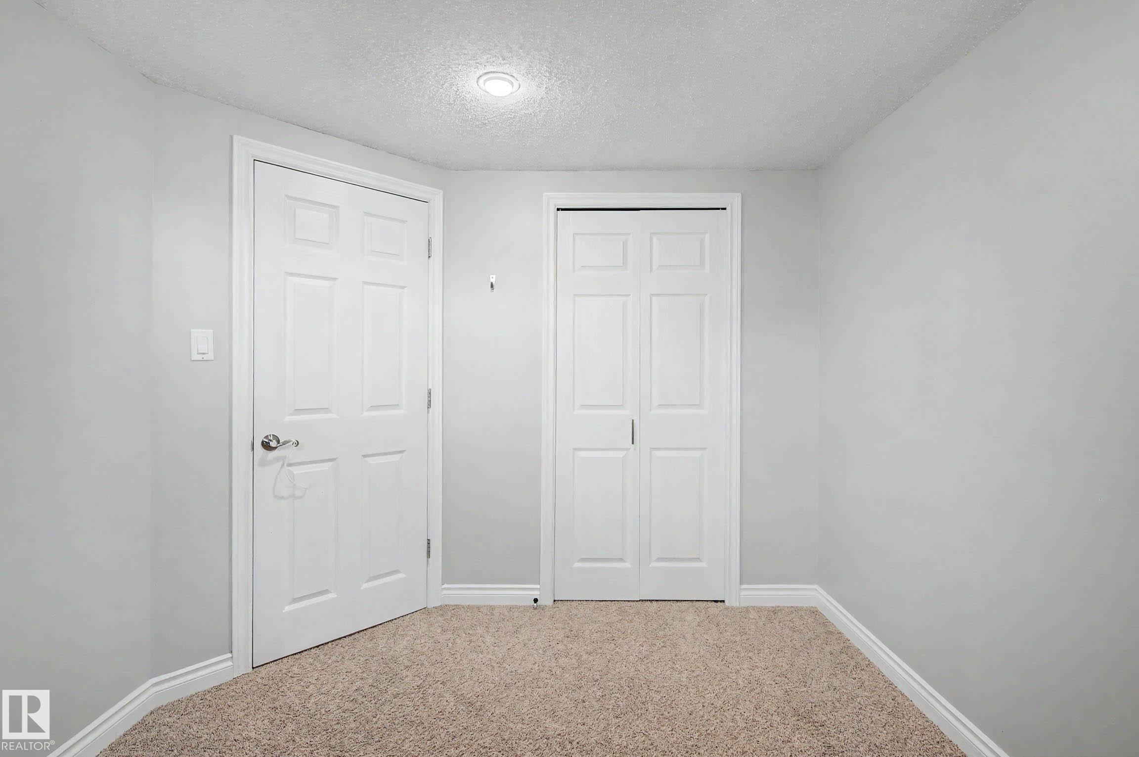 https://zimg.paragon.ice.com/ParagonImages/Property/PM/RAE/225400457/36/0/0/394dbe5a24003e3e6e16b853a286fd42/1/7f8ee957c7fc7745942292a2bad45084/225400457-ec25e8b5-25bb-4b82-8ece-8e8e88870ef6.JPG