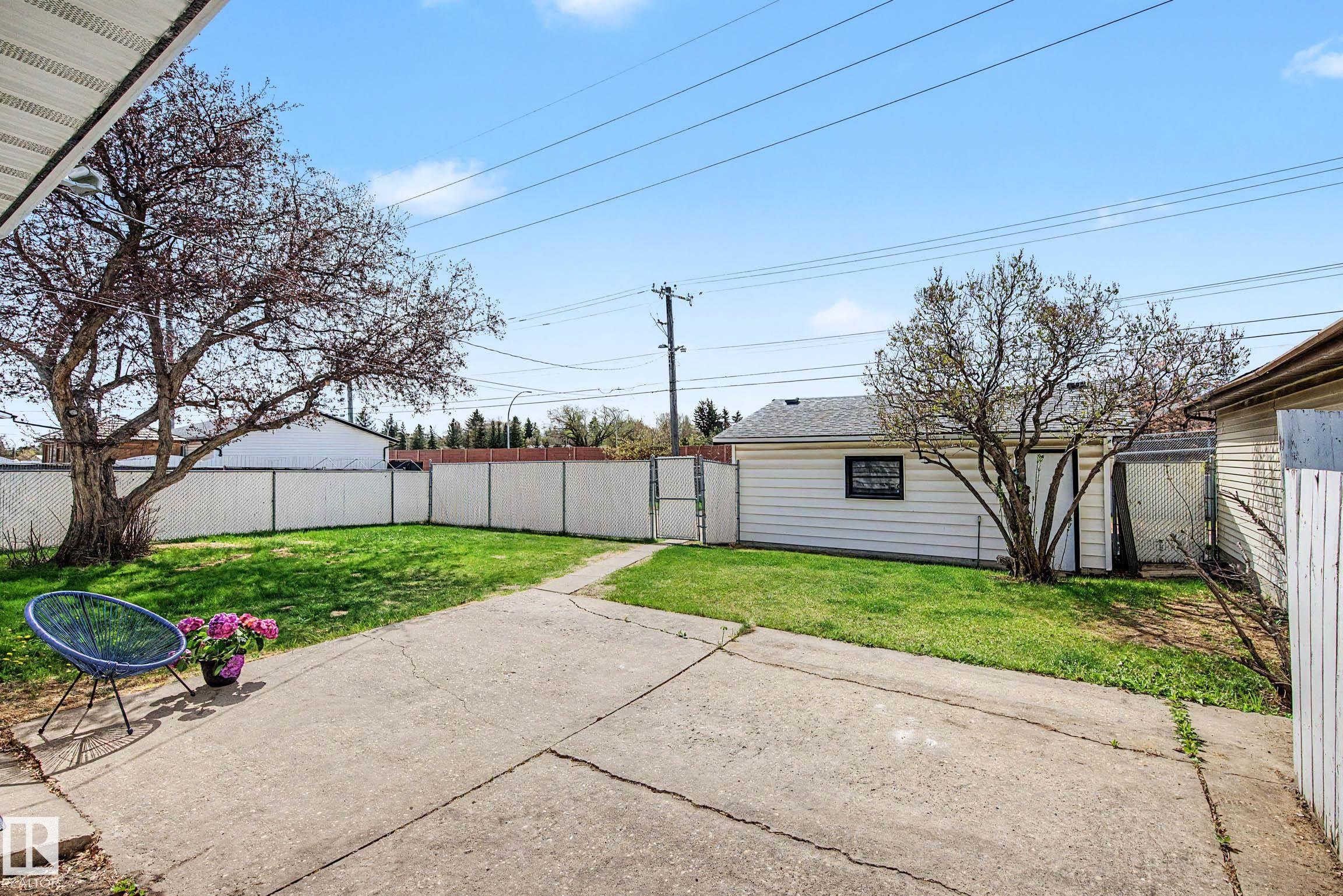 https://zimg.paragon.ice.com/ParagonImages/Property/PM/RAE/225400457/42/0/0/210144e6a391c5d7c10defa12b8cdffb/1/7f8ee957c7fc7745942292a2bad45084/225400457-ee13d309-3784-4c85-a03d-1d75134b187e.JPG