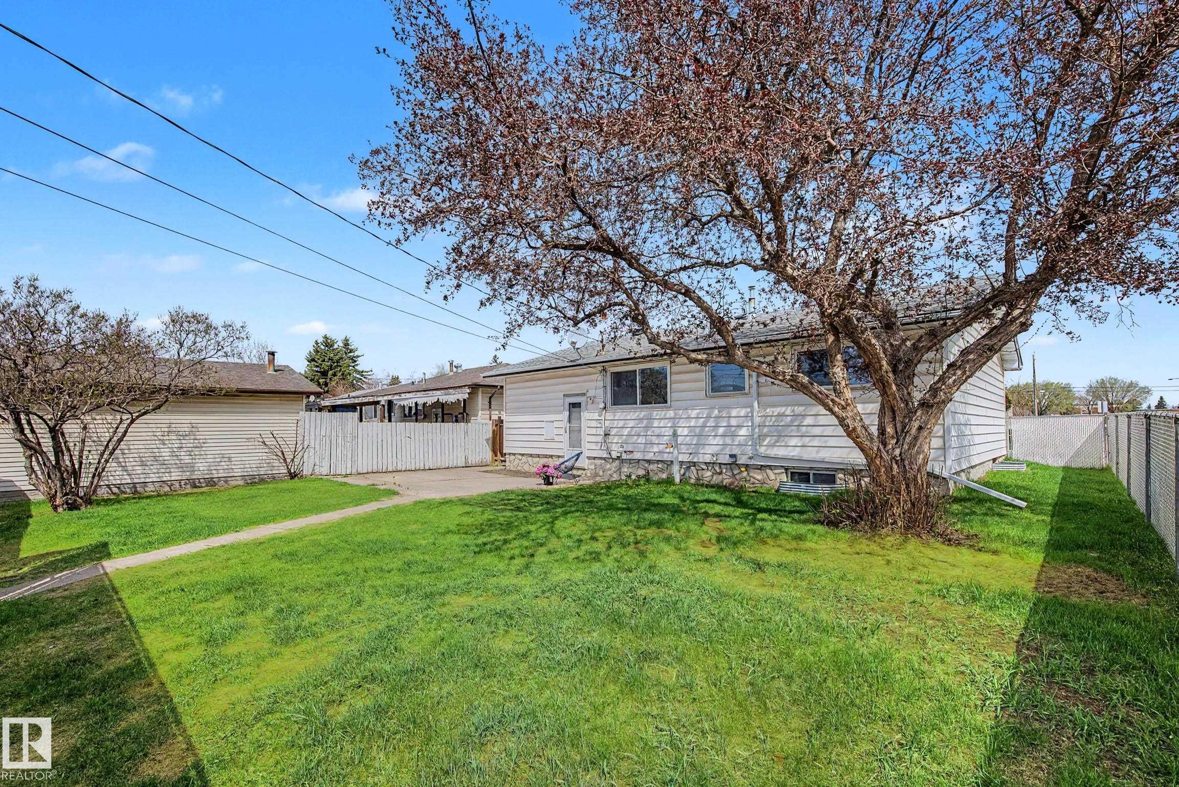 https://zimg.paragon.ice.com/ParagonImages/Property/PM/RAE/225400457/45/0/0/6519ab78b65fe0b2497ed495c1cb09b0/1/7f8ee957c7fc7745942292a2bad45084/225400457-25c2ea30-7848-4475-a646-f4682dda892c.JPG
