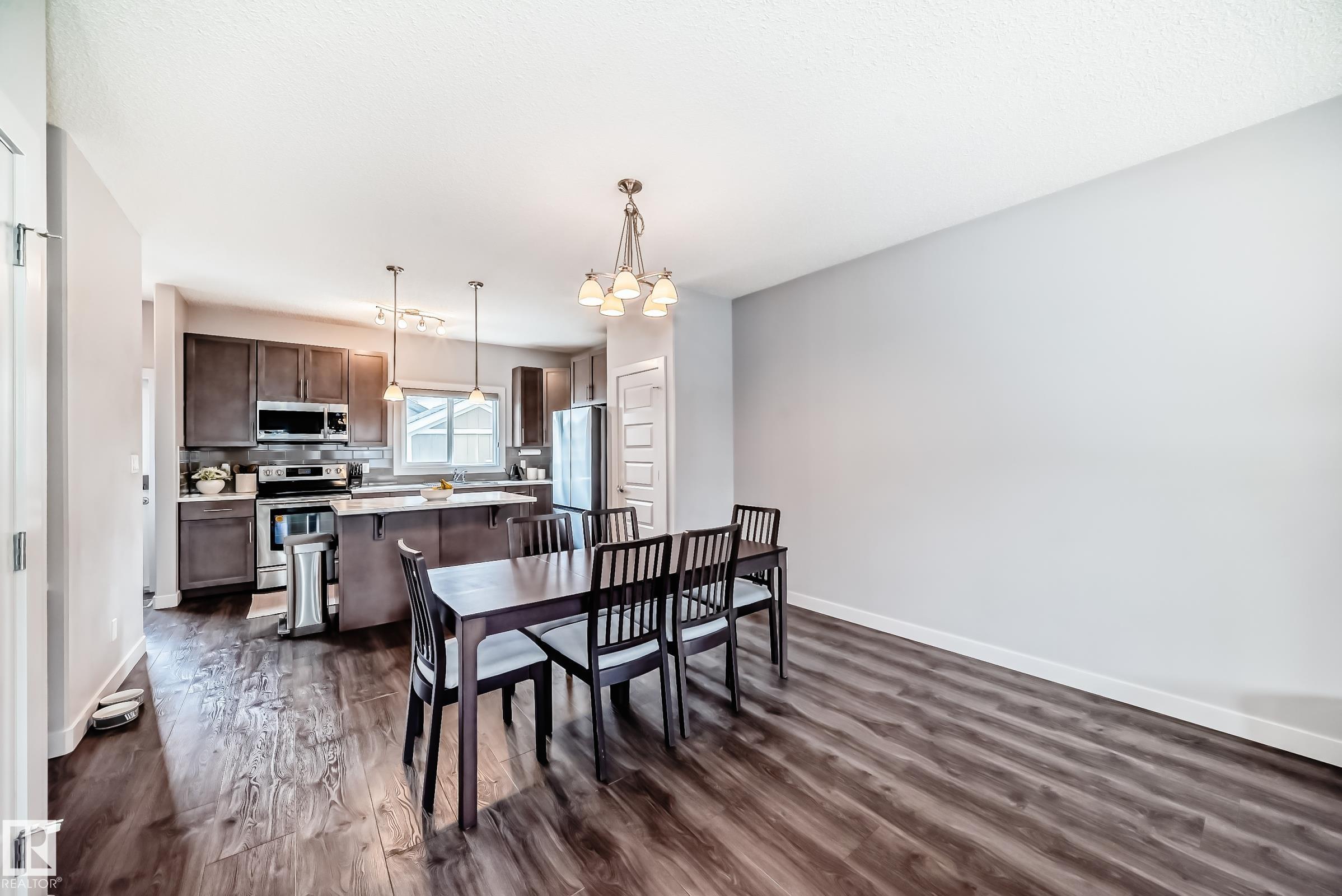 https://zimg.paragon.ice.com/ParagonImages/Property/PM/RAE/225400459/13/0/0/bc11a60d8d96c1d32887d81af3d4a68e/1/39d74775413a5891b4a5e8c4a995cf84/225400459-13932440-58b0-4bf0-9643-d712dff910a2.JPG