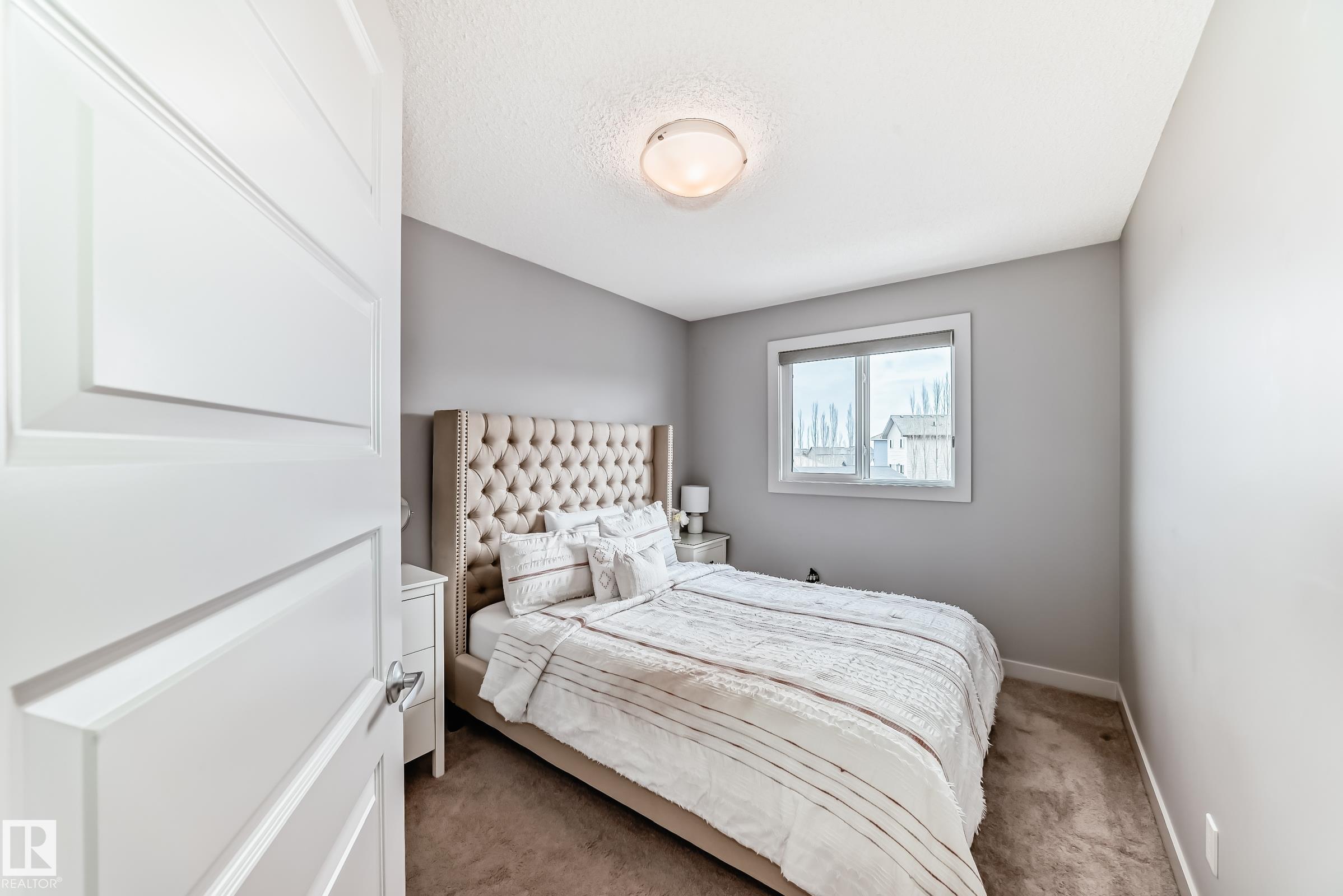 https://zimg.paragon.ice.com/ParagonImages/Property/PM/RAE/225400459/26/0/0/c8db0505e21e9e9c70986031d0c0d35f/1/39d74775413a5891b4a5e8c4a995cf84/225400459-f1d94f51-97b1-4b41-a18e-9fb6be205e99.JPG