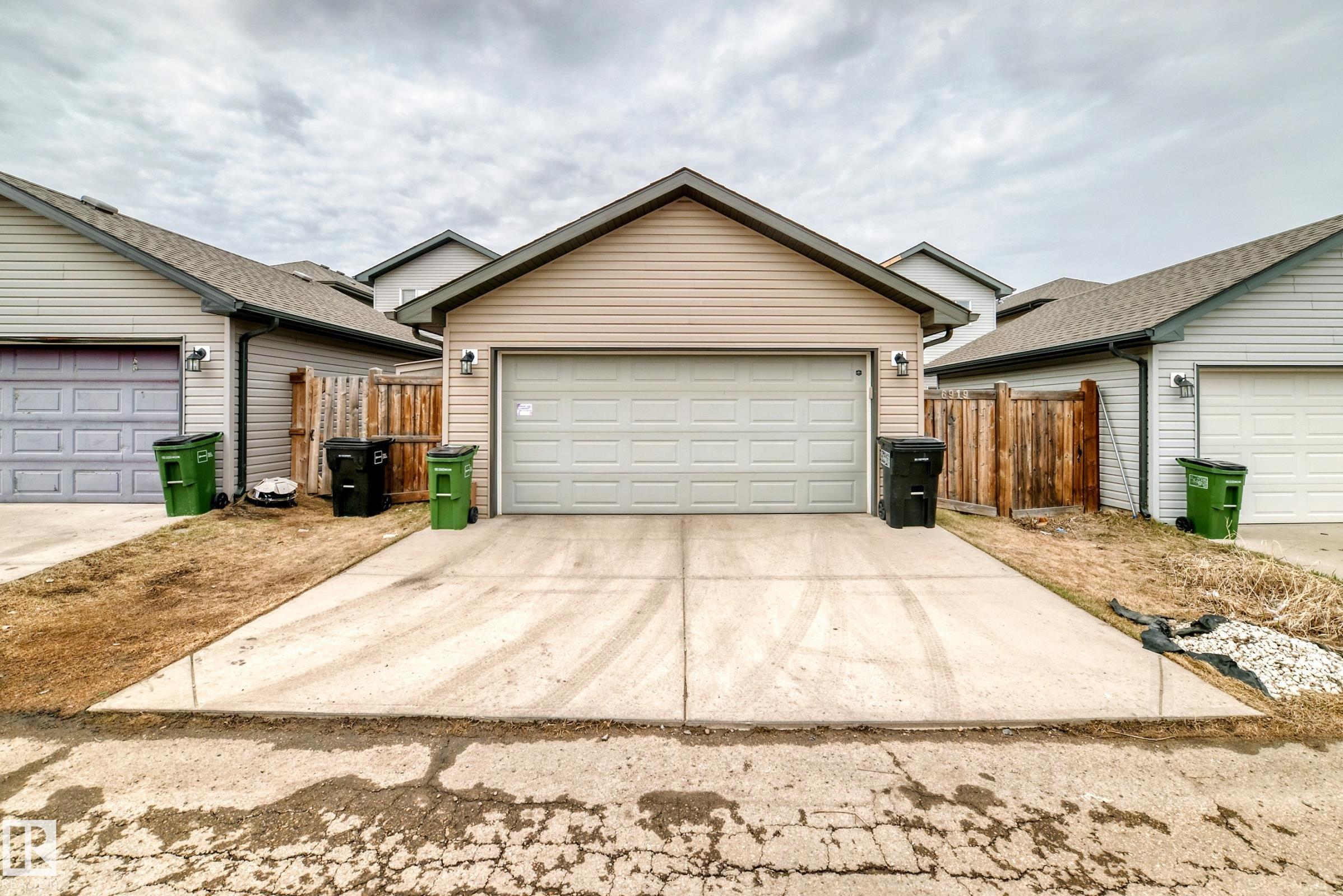 https://zimg.paragon.ice.com/ParagonImages/Property/PM/RAE/225400459/42/0/0/13ab0e1c92a6cc4fe60e33471e171a8e/1/39d74775413a5891b4a5e8c4a995cf84/225400459-5ee15fe2-a5b5-4951-ac3d-fd183b80ca42.JPG