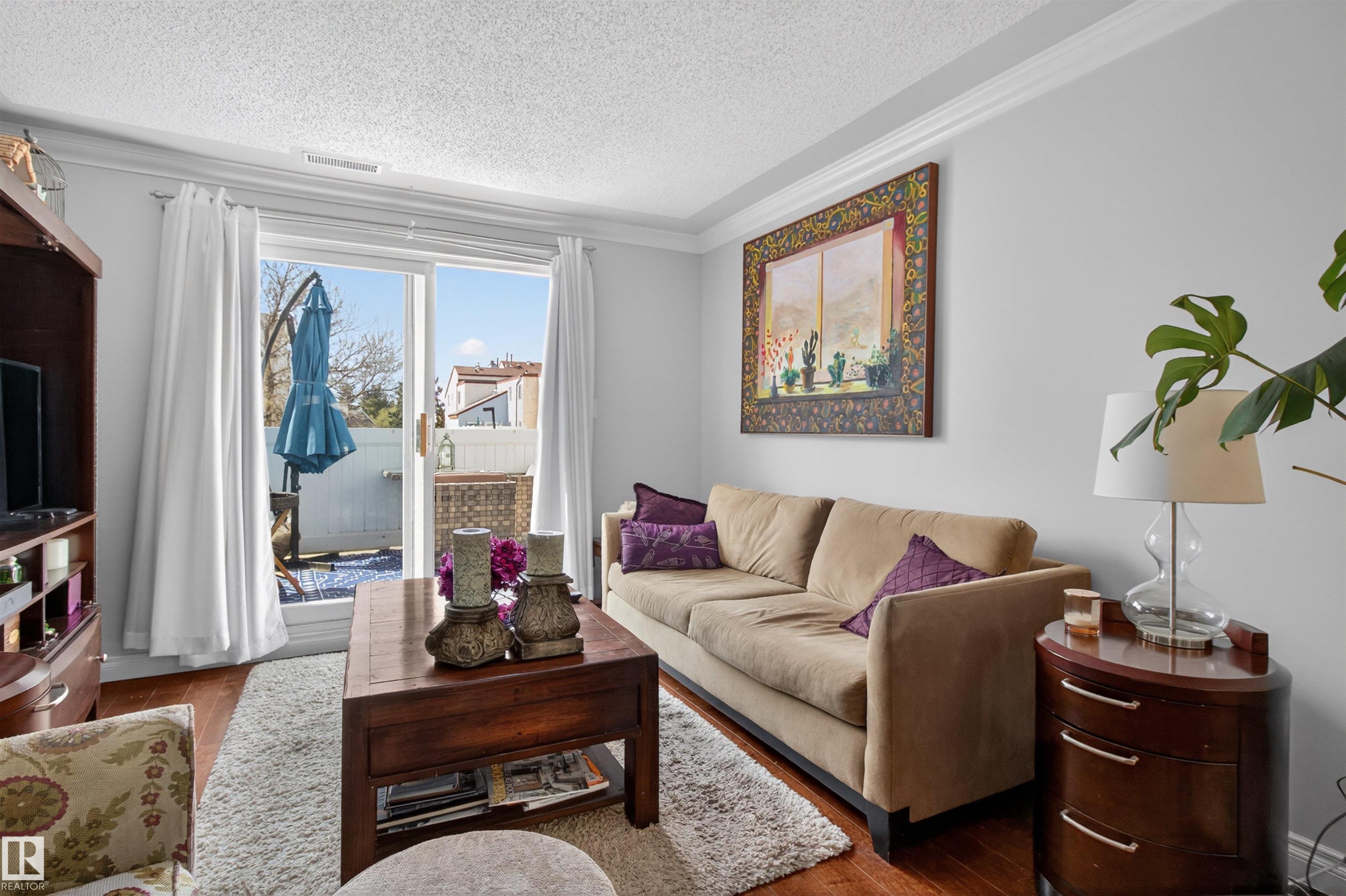 Photo 10 at 53 Lancaster Terrace NW, Dunluce, Edmonton