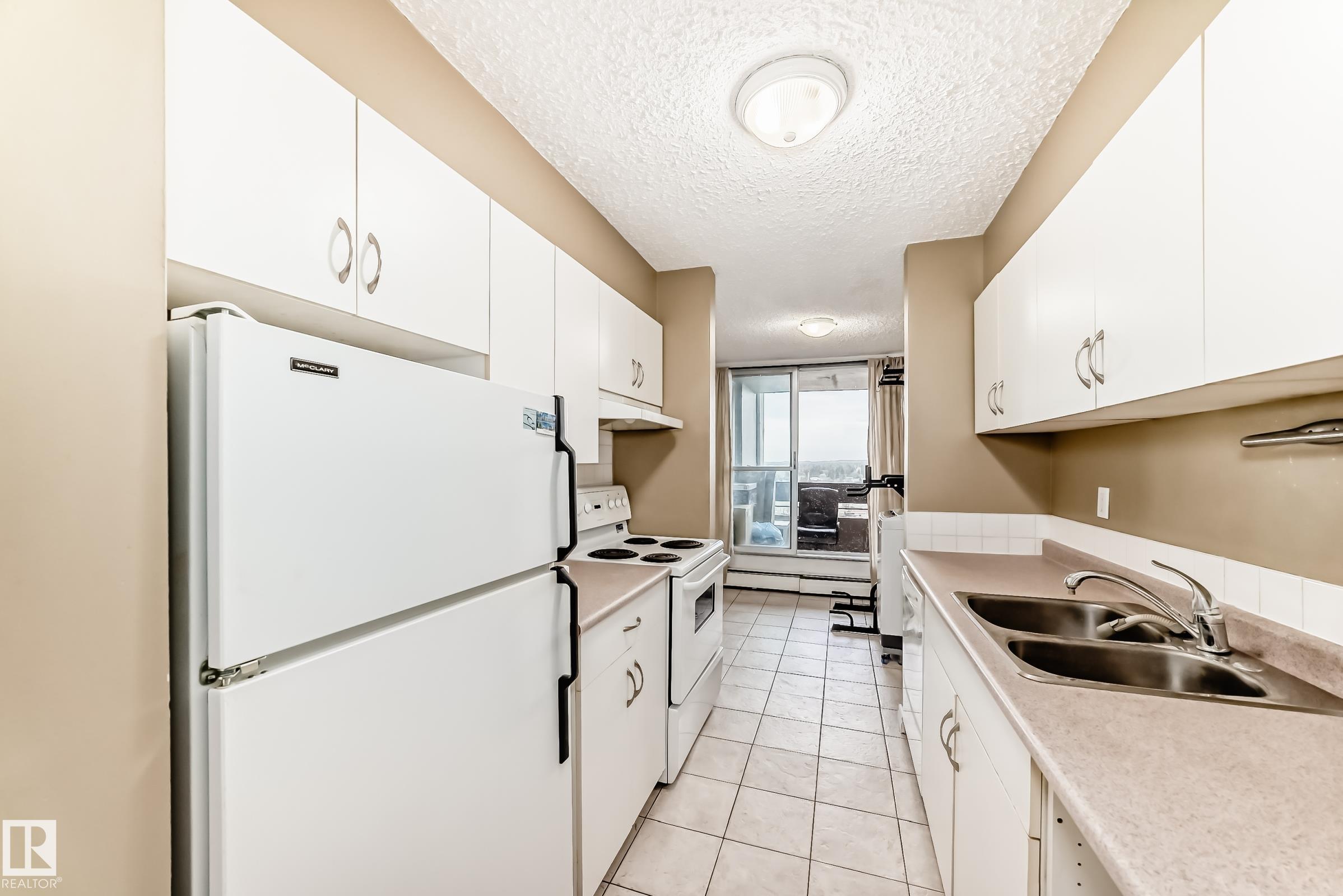 Photo 8 at 115 - 8735 165 Street NW, West Meadowlark Park, Edmonton