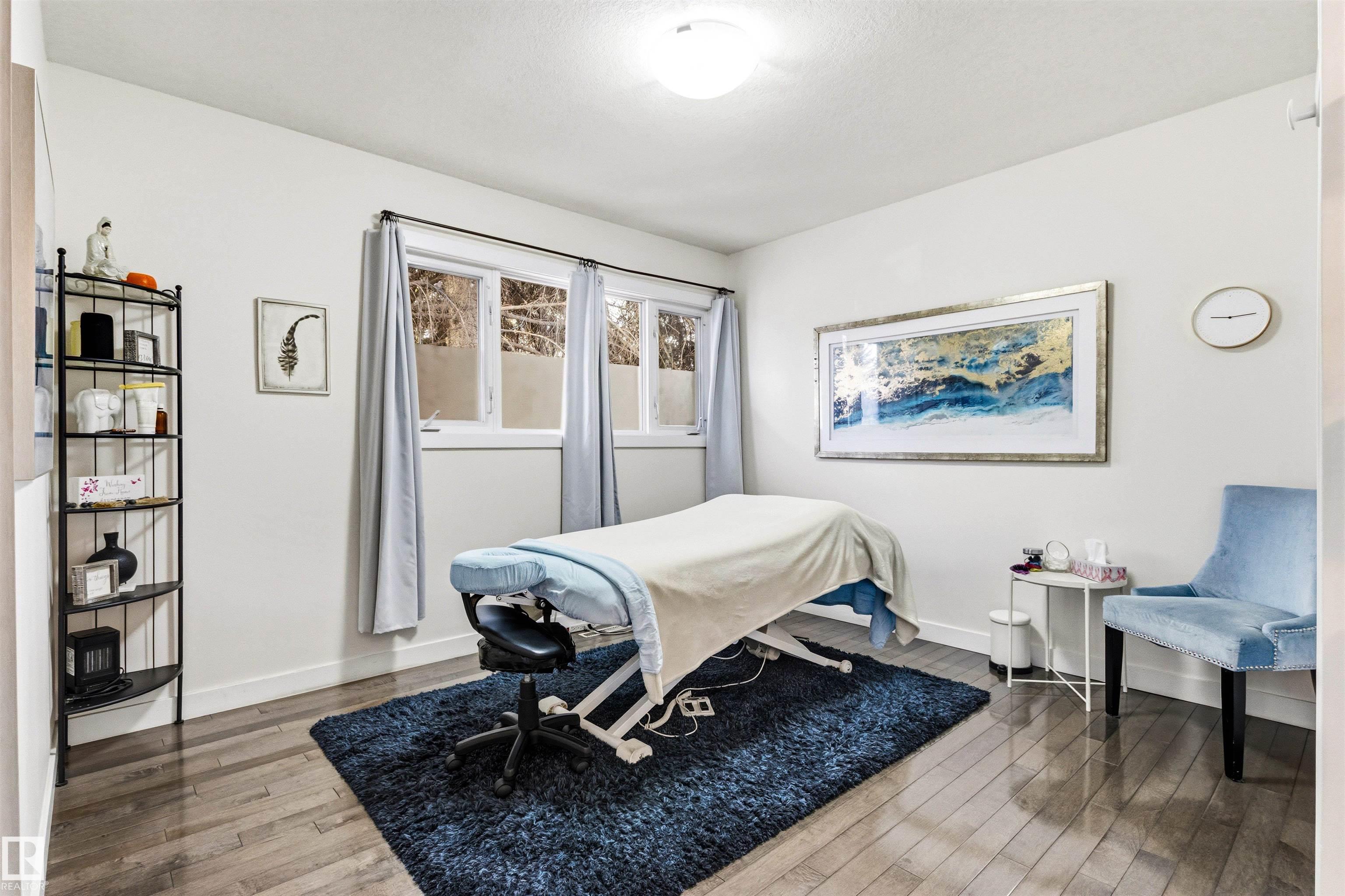 https://zimg.paragon.ice.com/ParagonImages/Property/PM/RAE/225400475/15/0/0/b2b13f5c1b470ed5afd700a83a62ad7d/1/0d46f076a5795848e4ce8e25125f43c8/225400475-b0977a34-0d91-4a48-9e7f-ef676848d367.JPG