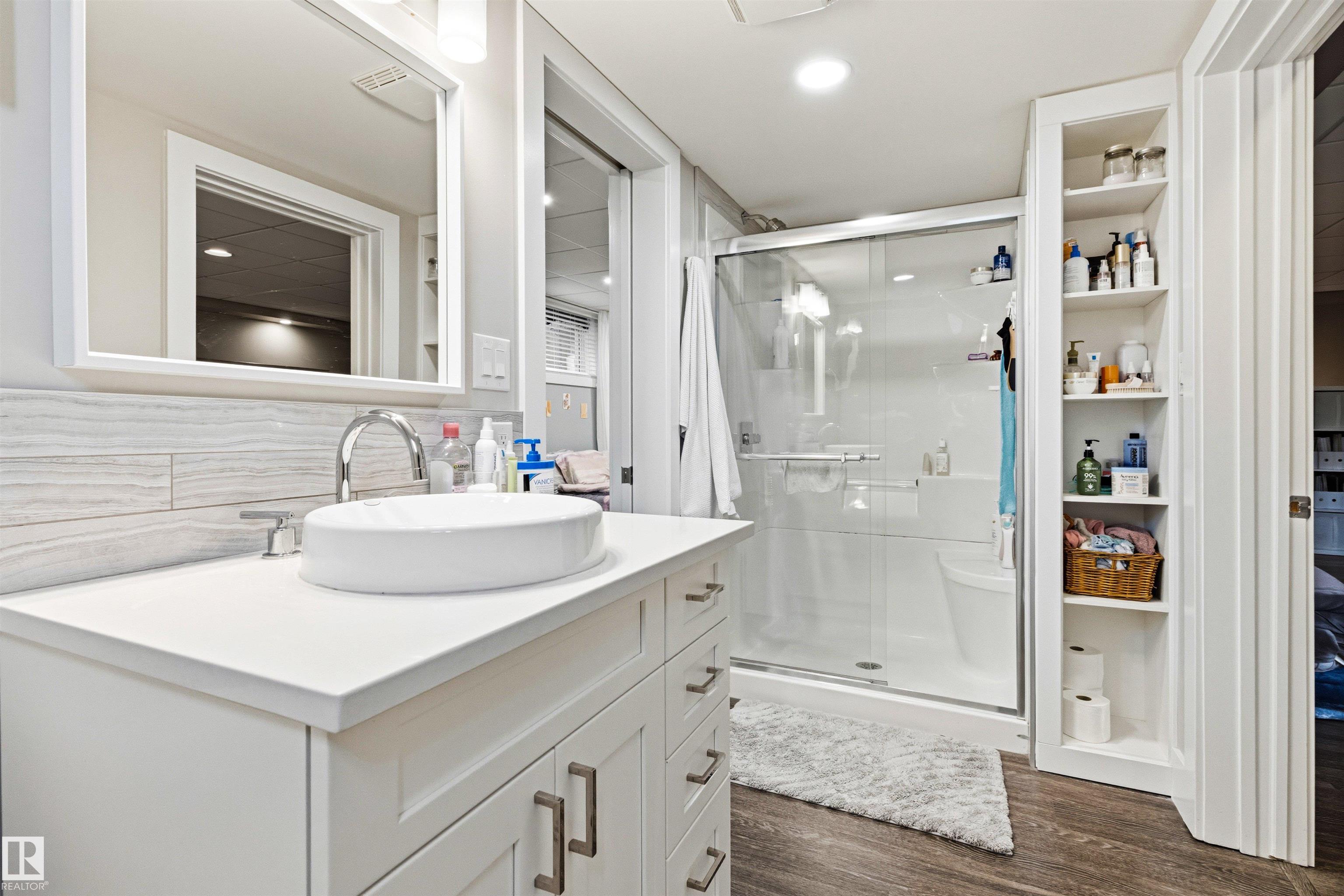 https://zimg.paragon.ice.com/ParagonImages/Property/PM/RAE/225400475/25/0/0/12d75843ca6986efa34dd8b68255e17b/1/0d46f076a5795848e4ce8e25125f43c8/225400475-9b3ea2d9-9405-4162-97e4-d4b1bbf4dce2.JPG