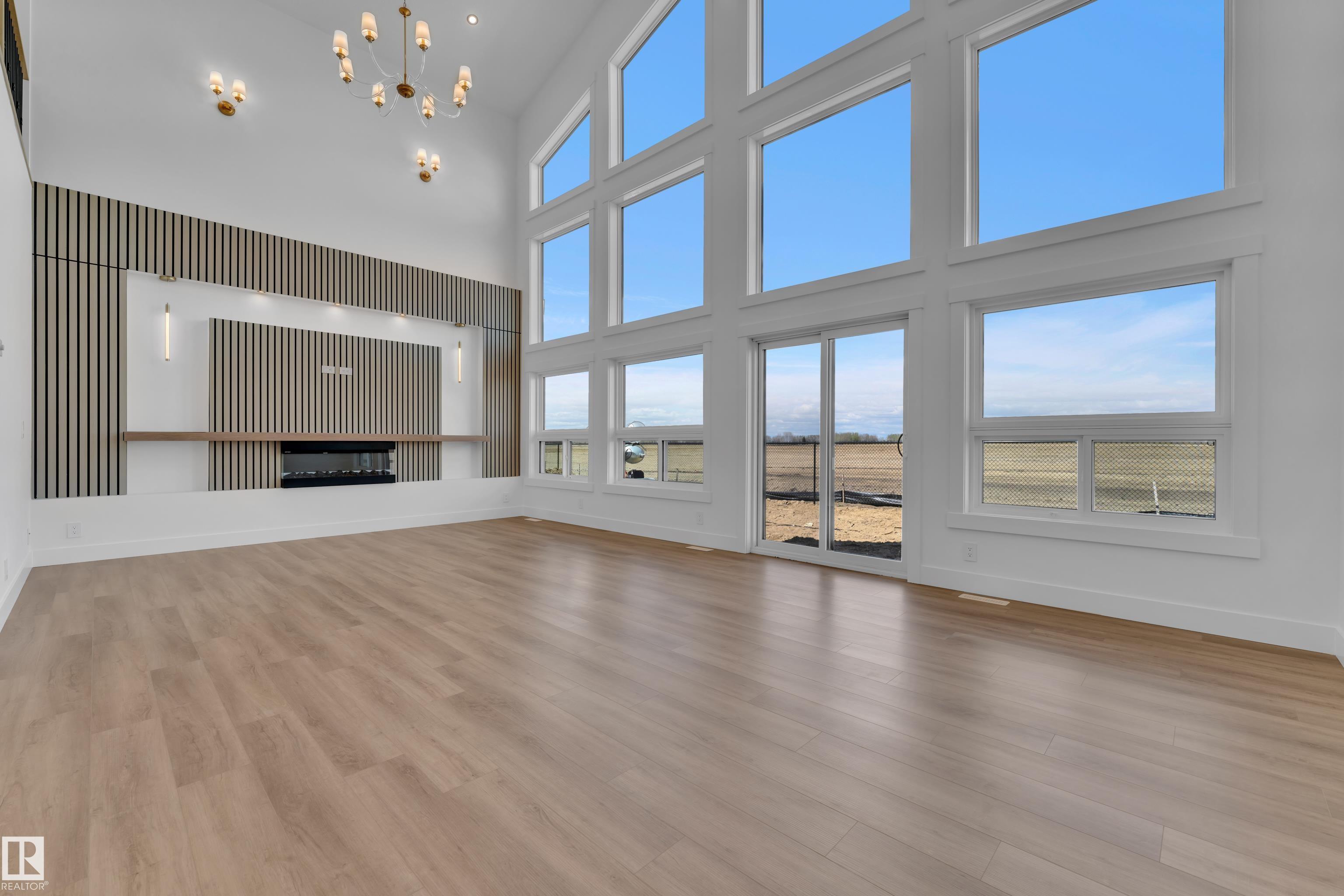 https://zimg.paragon.ice.com/ParagonImages/Property/PM/RAE/225400487/10/0/0/58b2bf921e38ea20f0c88e48fee89a56/1/bca1e73735ade6f1479f4cd89f1d3132/225400487-9b0d03f4-d849-4ced-9b31-fde32b986d6b.JPG