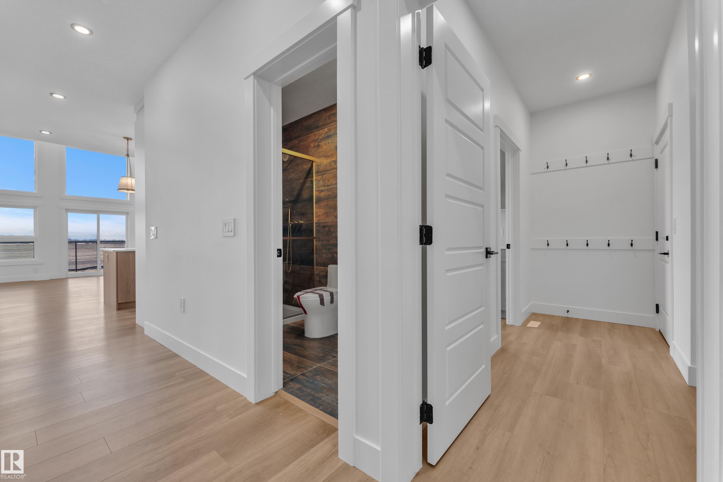 https://zimg.paragon.ice.com/ParagonImages/Property/PM/RAE/225400487/20/0/0/f77425829e30482ff6974d1b62735b8d/1/bca1e73735ade6f1479f4cd89f1d3132/225400487-1f1dd5ea-21ed-4bea-bc5f-565461b20516.JPG