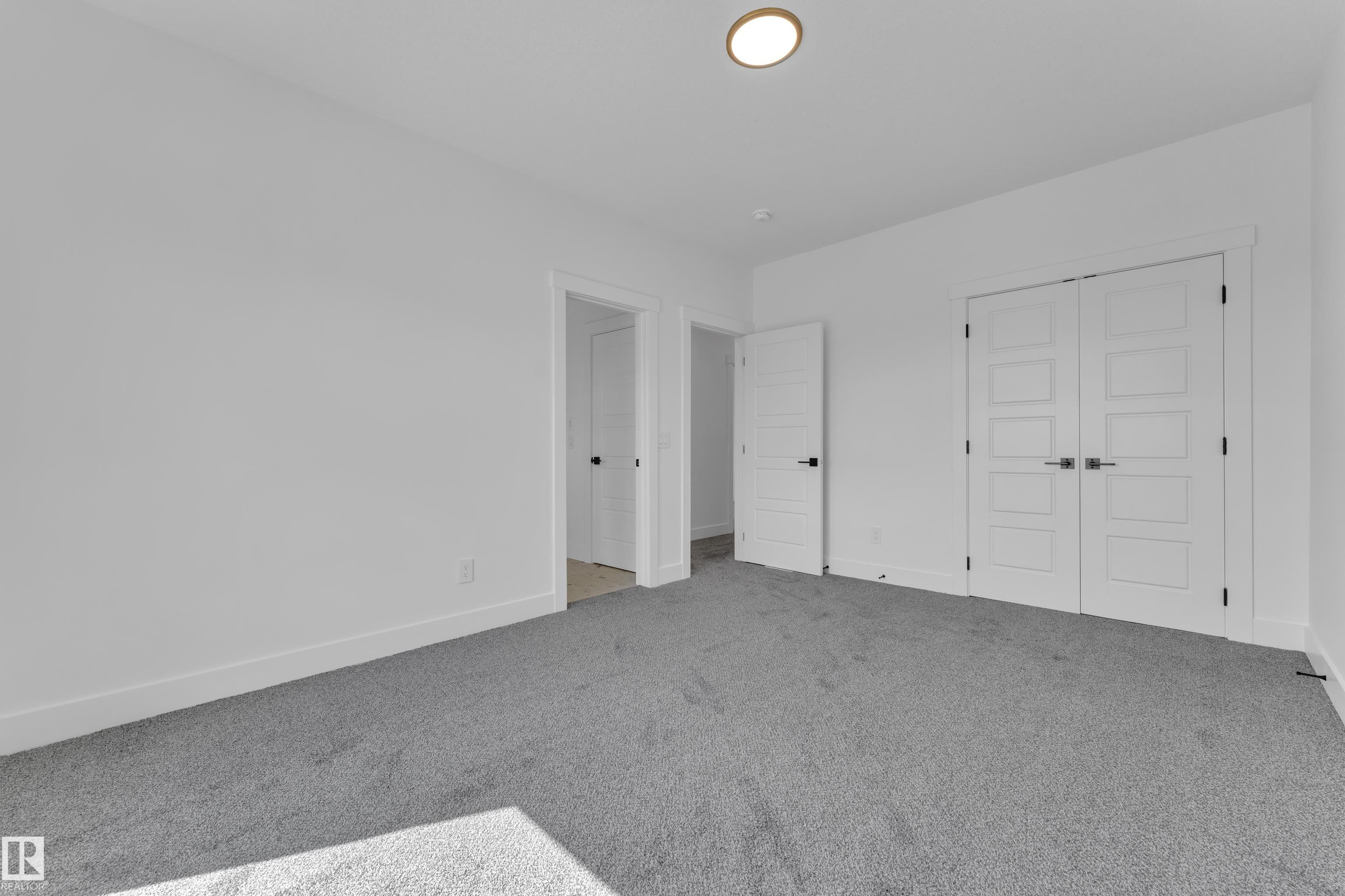https://zimg.paragon.ice.com/ParagonImages/Property/PM/RAE/225400487/38/0/0/03da8b57dc277ced88b0e4c62ede3350/1/bca1e73735ade6f1479f4cd89f1d3132/225400487-925ed5cf-b072-48d6-8422-7fb1a50a90a3.JPG