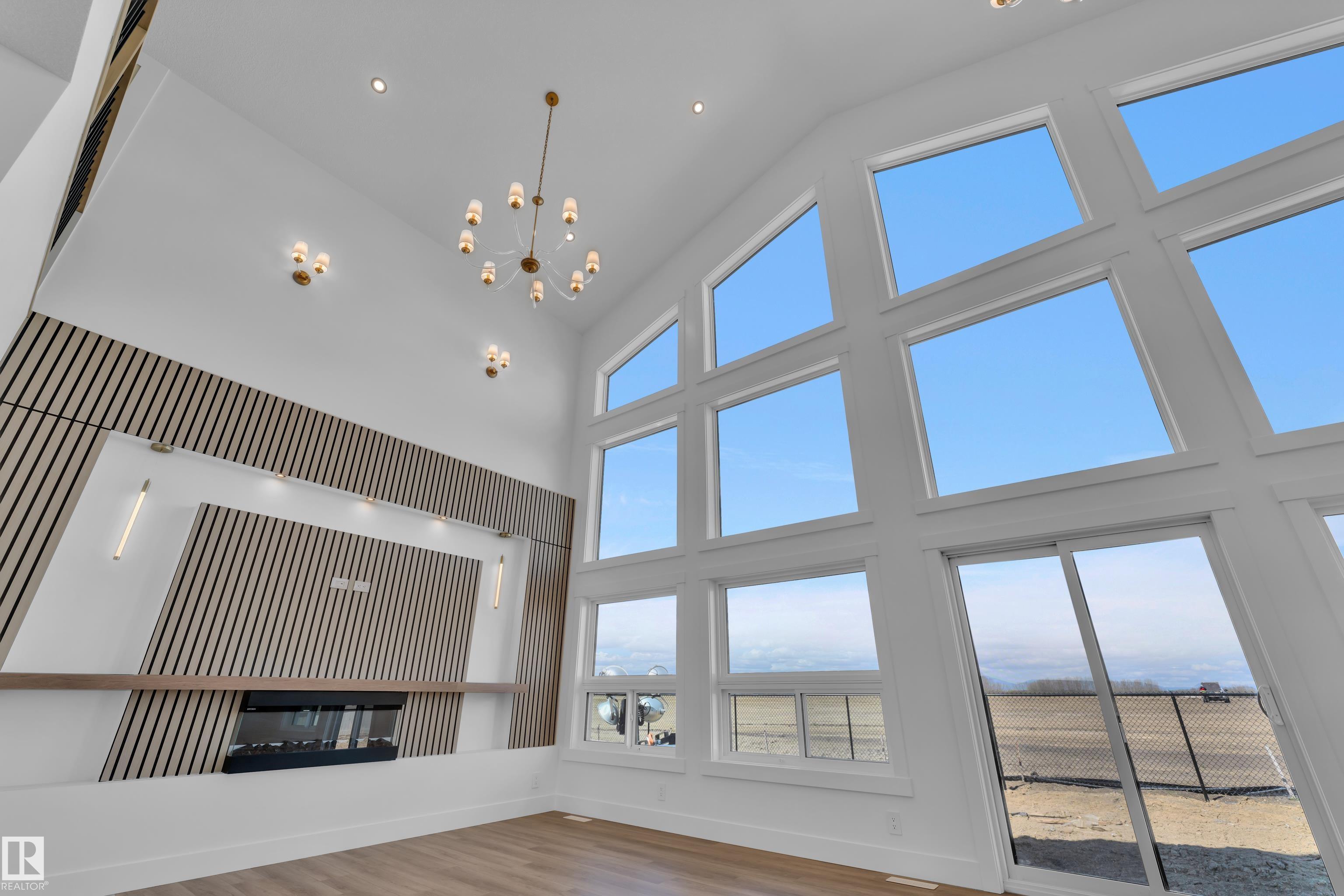 https://zimg.paragon.ice.com/ParagonImages/Property/PM/RAE/225400487/8/0/0/8815758e40f84d5a68561825ee08b8d2/1/bca1e73735ade6f1479f4cd89f1d3132/225400487-0b2fae4e-6196-466f-a7c5-113959d325af.JPG