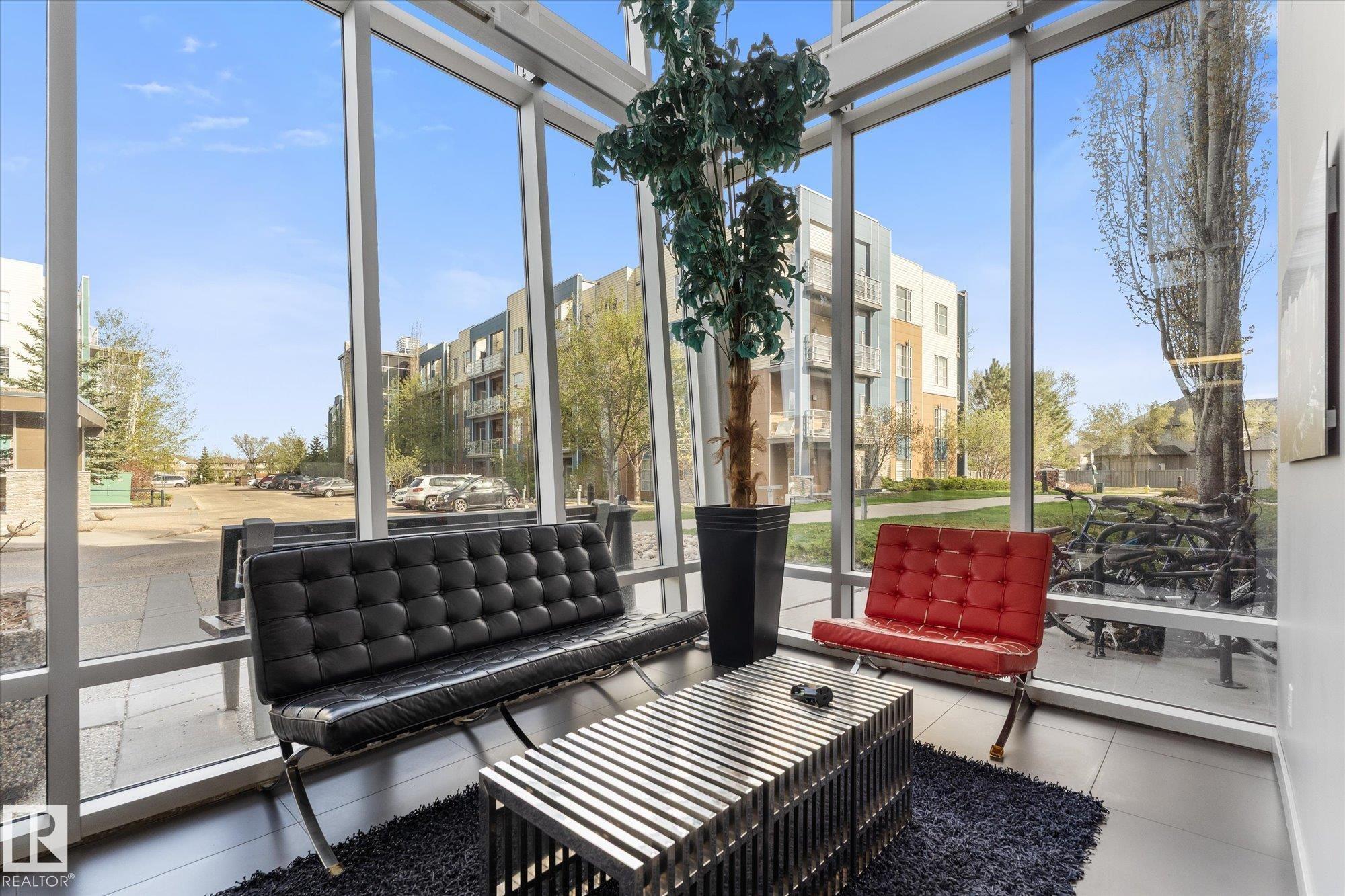 https://zimg.paragon.ice.com/ParagonImages/Property/PM/RAE/225400488/32/0/0/9c8136d5d1903f8a5e278219bd359be9/1/e44196a138dc3ddc151117f8b62c63aa/225400488-b29d3195-8e59-42bb-8882-d927bb994762.JPG