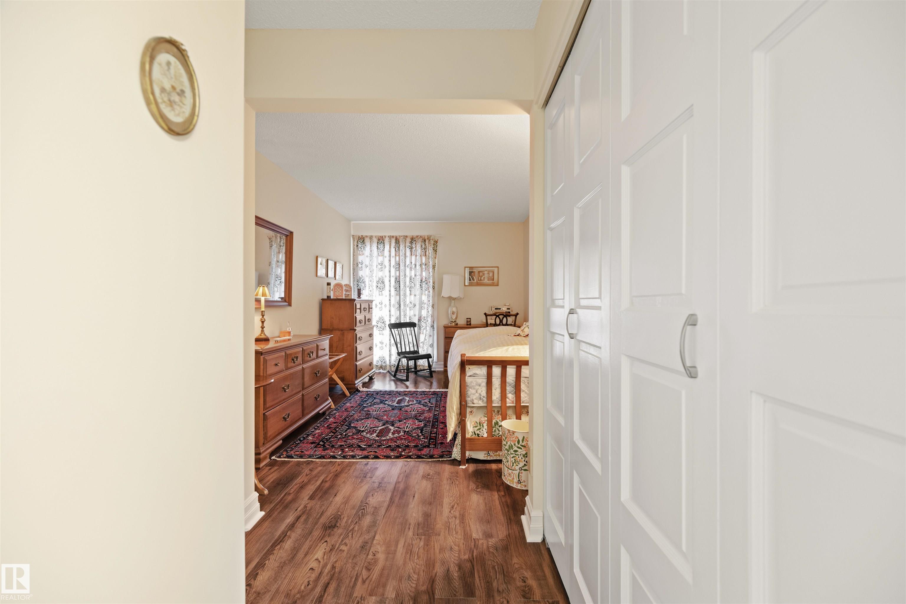 https://zimg.paragon.ice.com/ParagonImages/Property/PM/RAE/225400489/29/0/0/ab5ad2bb5d1de212b30f8aec82295a45/1/a7cb723ab67148bda7c8b7b0e8f06317/225400489-9787aa42-5697-44d2-b9d5-872d20b56b49.JPG