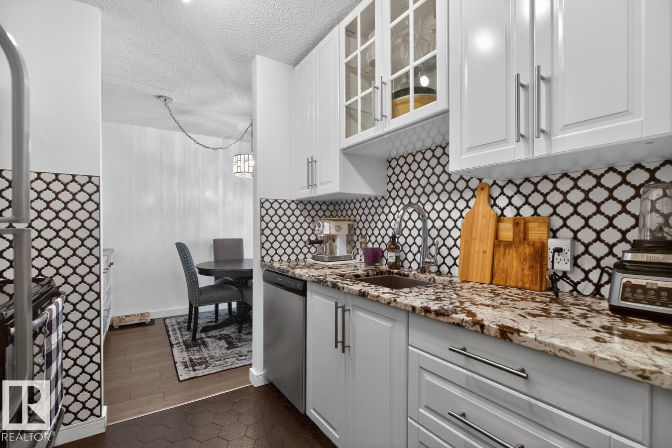 1103 - 11307 99 Avenue NW, Wîhkwêntôwin, Edmonton