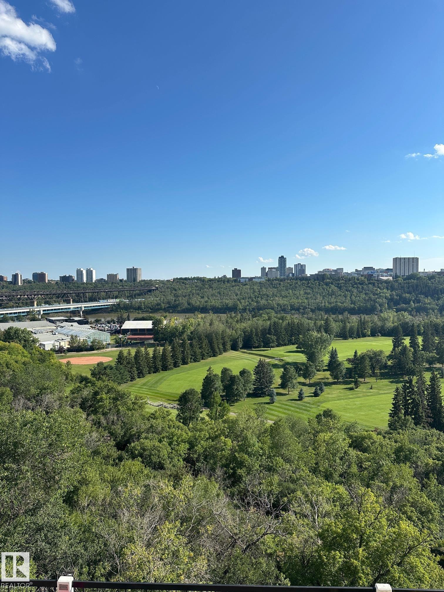 https://zimg.paragon.ice.com/ParagonImages/Property/PM/RAE/225400493/68/0/0/66e26e65b7b76fa0eb1b09b00800934a/1/72f3096d33d8f3216c256f193e570f69/225400493-162aa998-ec2c-4685-adf3-10c07b6e5f41.JPG