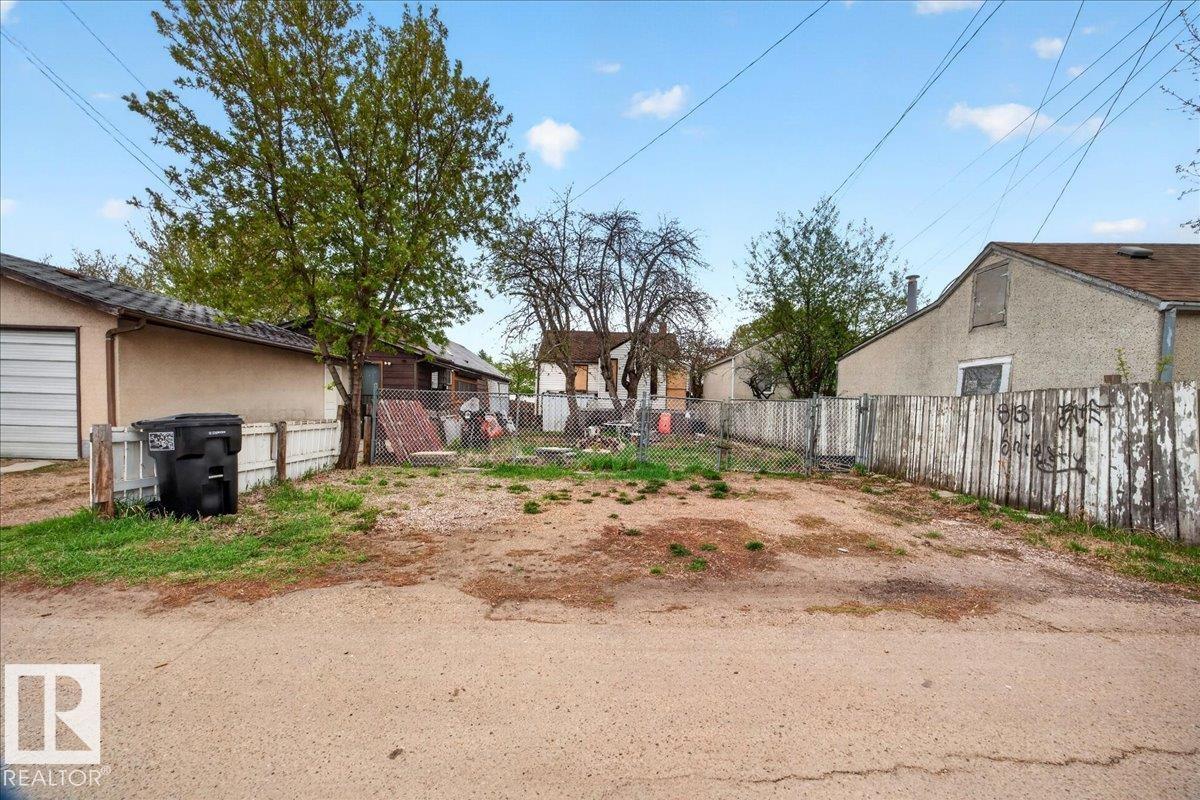 https://zimg.paragon.ice.com/ParagonImages/Property/PM/RAE/225400498/8/0/0/44512a272a9f6bdafd1d30b00d6afb19/1/59fa99558db6083824efe671332384e1/225400498-26df7e61-7301-4490-a406-7abfedecf79f.JPG