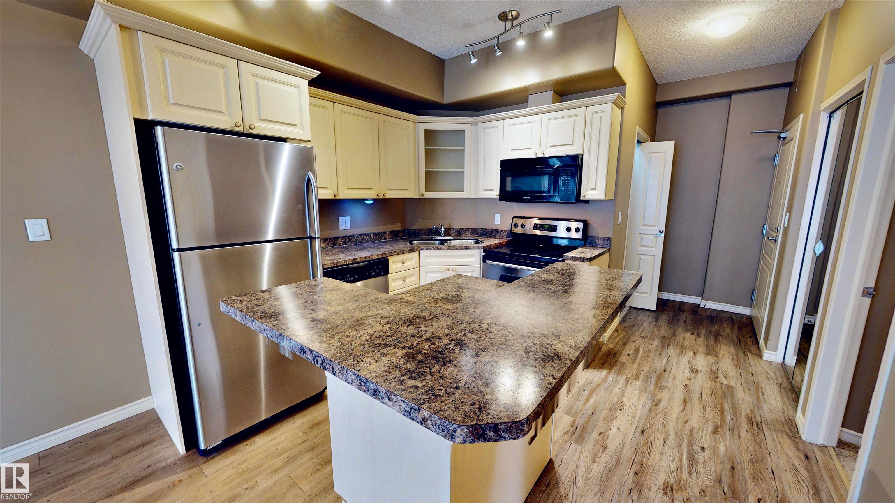 https://zimg.paragon.ice.com/ParagonImages/Property/PM/RAE/225400499/5/0/0/9fa0101fd76716c9747801492e13e71c/1/71df965e5836a01989aa52899daf12bd/225400499-b21664cd-8b09-40eb-84fe-42318048cb1f.JPG