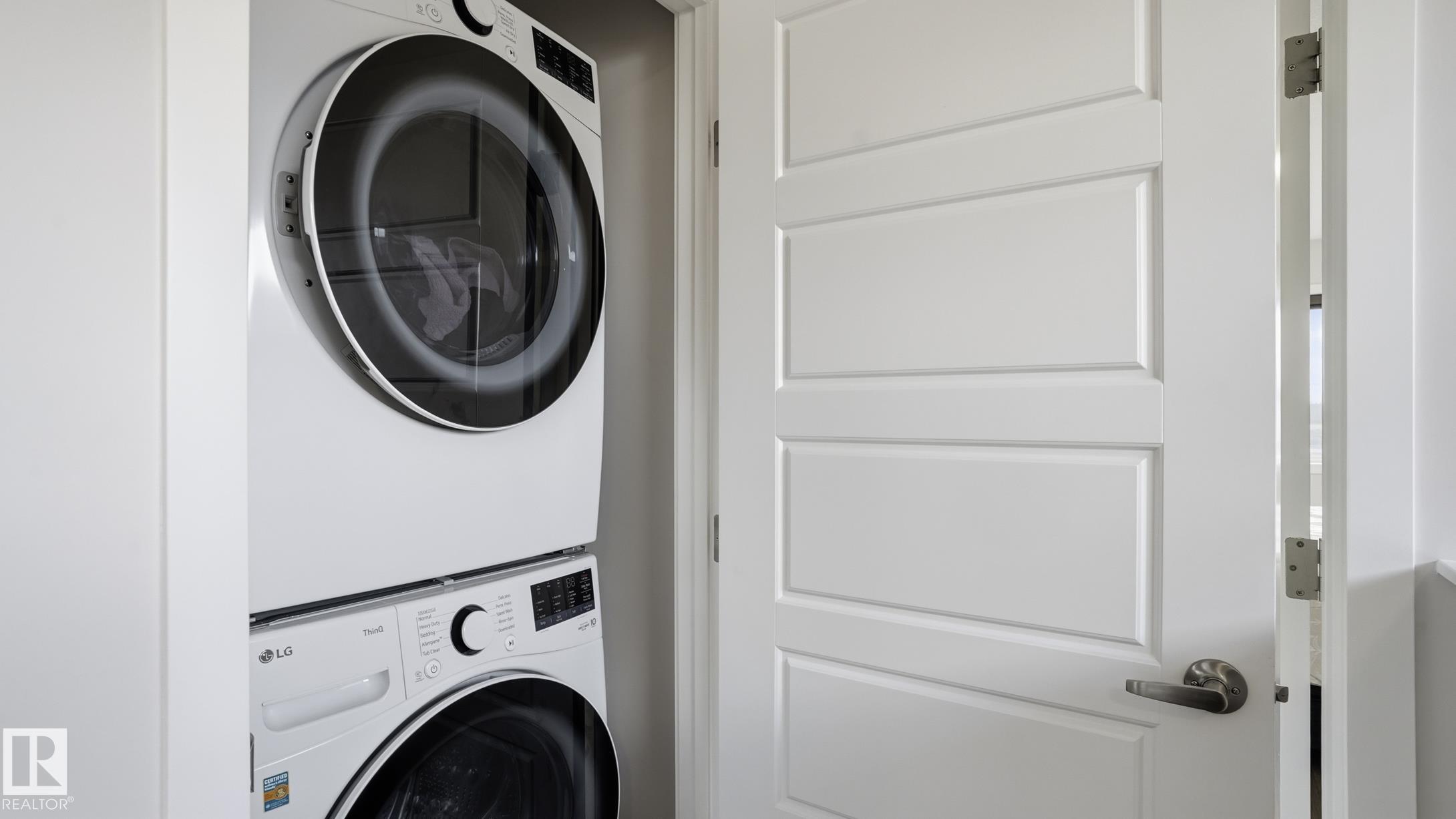 https://zimg.paragon.ice.com/ParagonImages/Property/PM/RAE/225400503/25/0/0/88349b5ef1bf304bc3eaeec8397cf3b1/1/f7cda7b4511ce62865adb05532164761/225400503-386103be-c281-4a52-939b-ea26a3618330.JPG