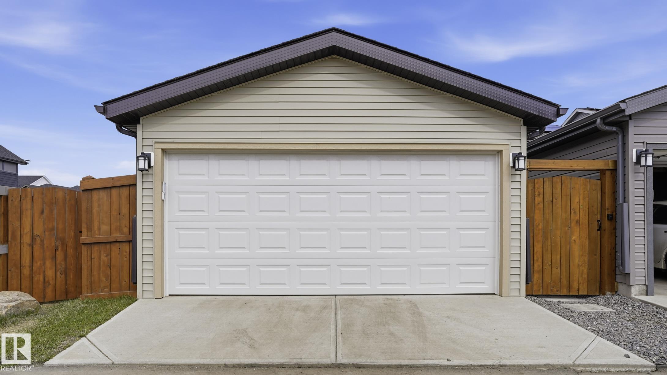 https://zimg.paragon.ice.com/ParagonImages/Property/PM/RAE/225400503/34/0/0/3f7787865ac086729100326531f57e76/1/f7cda7b4511ce62865adb05532164761/225400503-3bb57c6e-649a-4822-b204-959c6f24db25.JPG