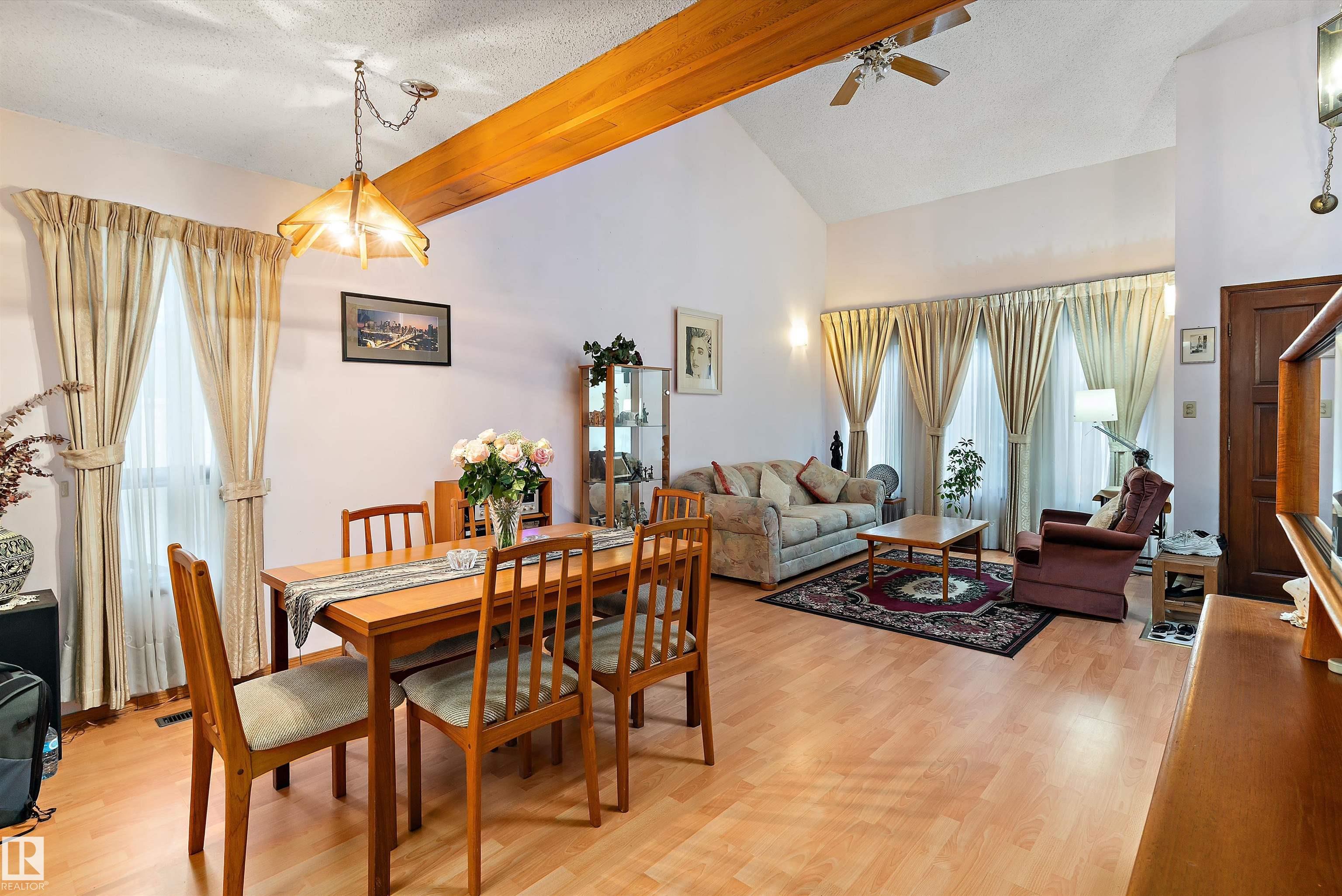 https://zimg.paragon.ice.com/ParagonImages/Property/PM/RAE/225400505/10/0/0/72725a1a313969f9dbc07c1cb6f4619d/1/9be033226461da22e3fd09dd0343b61c/225400505-d3e24620-02cb-4e7e-b20b-4172789d29d3.JPG