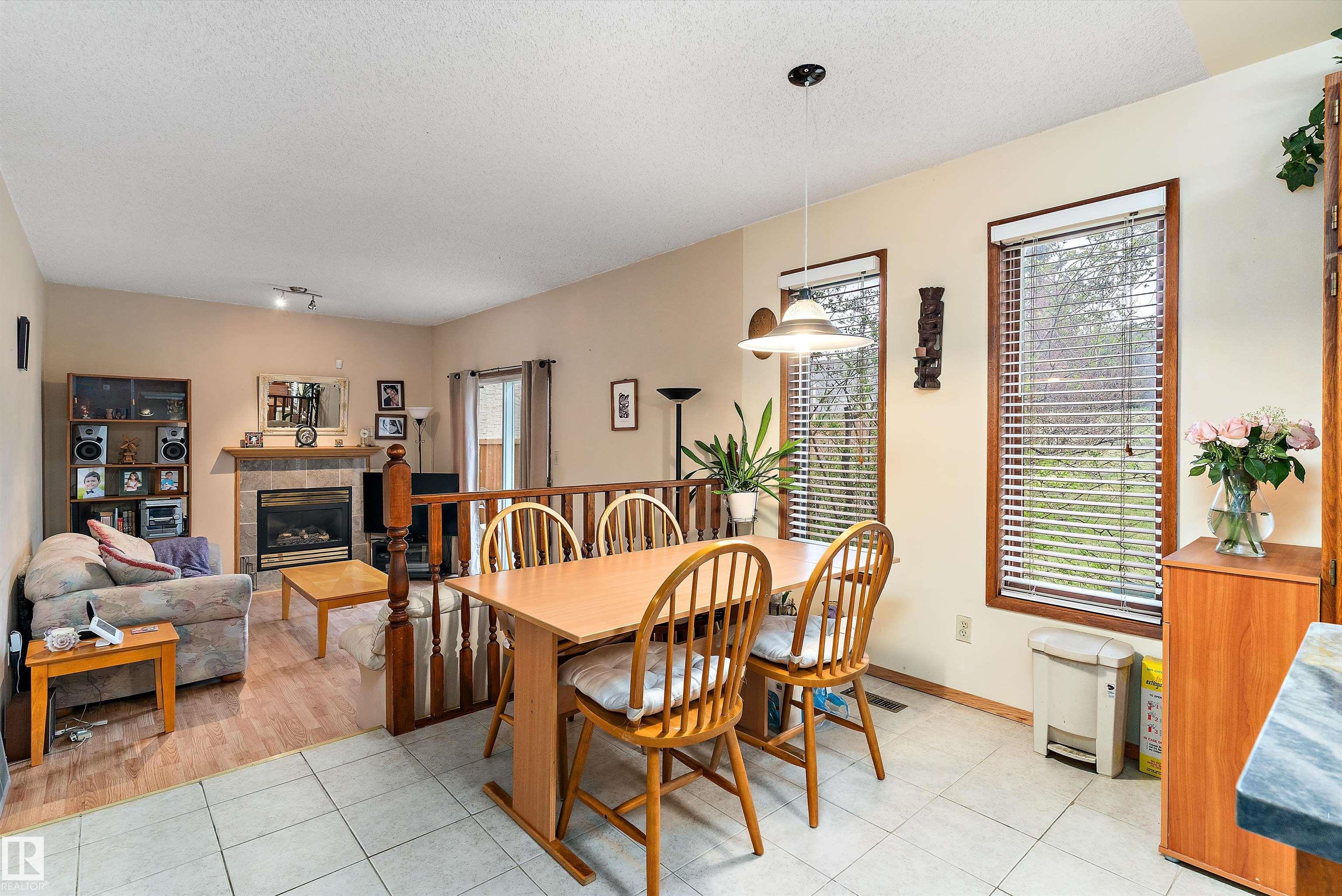 https://zimg.paragon.ice.com/ParagonImages/Property/PM/RAE/225400505/18/0/0/f93978fc0ab5eeaee73cf4f0b51c49ed/1/9be033226461da22e3fd09dd0343b61c/225400505-1060fc1a-3f67-4711-85e1-7c8537badd20.JPG