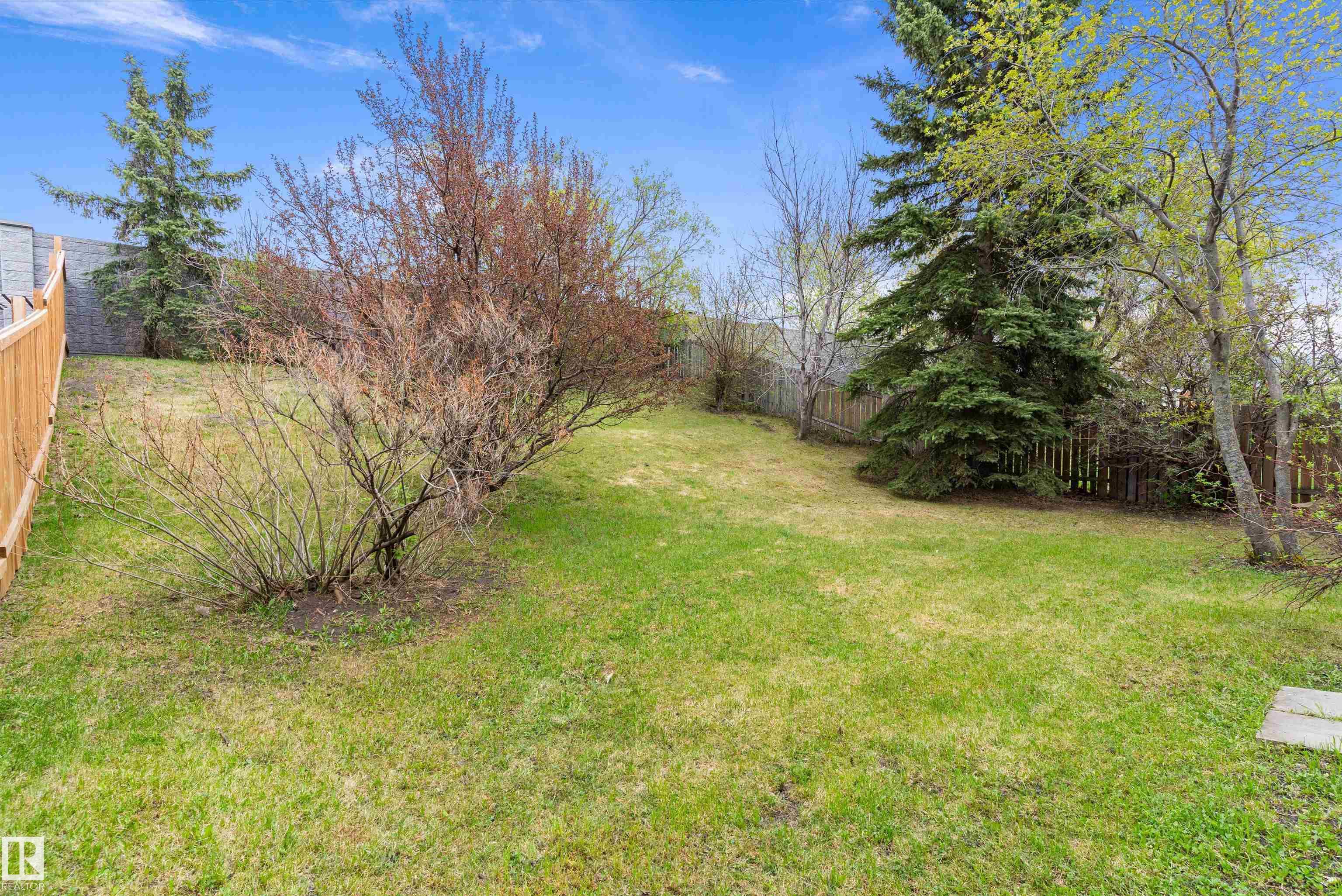 https://zimg.paragon.ice.com/ParagonImages/Property/PM/RAE/225400505/41/0/0/bb190d31cefbded6a8e1df9721514b81/1/9be033226461da22e3fd09dd0343b61c/225400505-147ecf34-0adb-4d1d-88c3-4bc6f7b6c70c.JPG