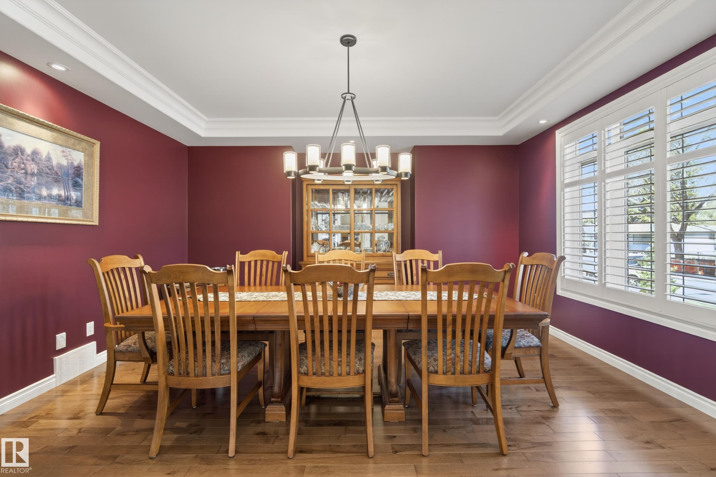 https://zimg.paragon.ice.com/ParagonImages/Property/PM/RAE/225400515/15/0/0/88d1289f8aef3d43b0eb5e311ef0b354/1/e3faeff2547c937fdfa92ba4fe94a611/225400515-66e7c4a6-671c-45fd-a247-19e8f540d1c6.JPG