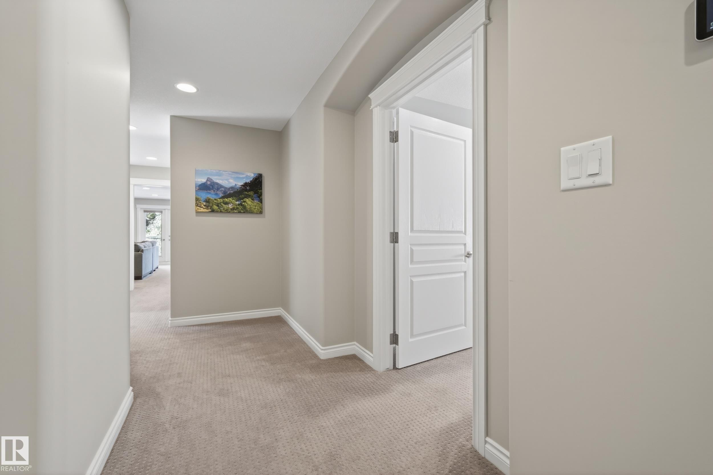 https://zimg.paragon.ice.com/ParagonImages/Property/PM/RAE/225400515/24/0/0/3cf6c9f5607d0544fd3fe6276c44f2e2/1/e3faeff2547c937fdfa92ba4fe94a611/225400515-09151ca2-b11e-4b85-8f3e-1bf8cca58d1e.JPG