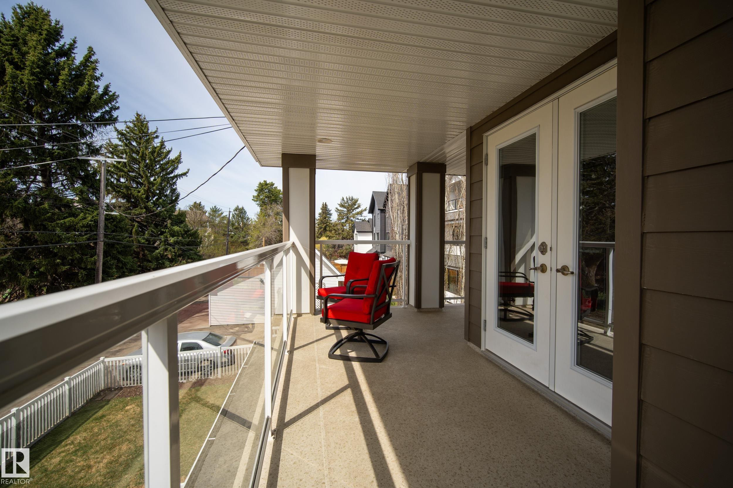 https://zimg.paragon.ice.com/ParagonImages/Property/PM/RAE/225400515/36/0/0/81fde7bd83c90a46fc61156acd385147/1/e3faeff2547c937fdfa92ba4fe94a611/225400515-7e2d6e6d-c14d-4a4a-971b-372a5545fd8c.JPG