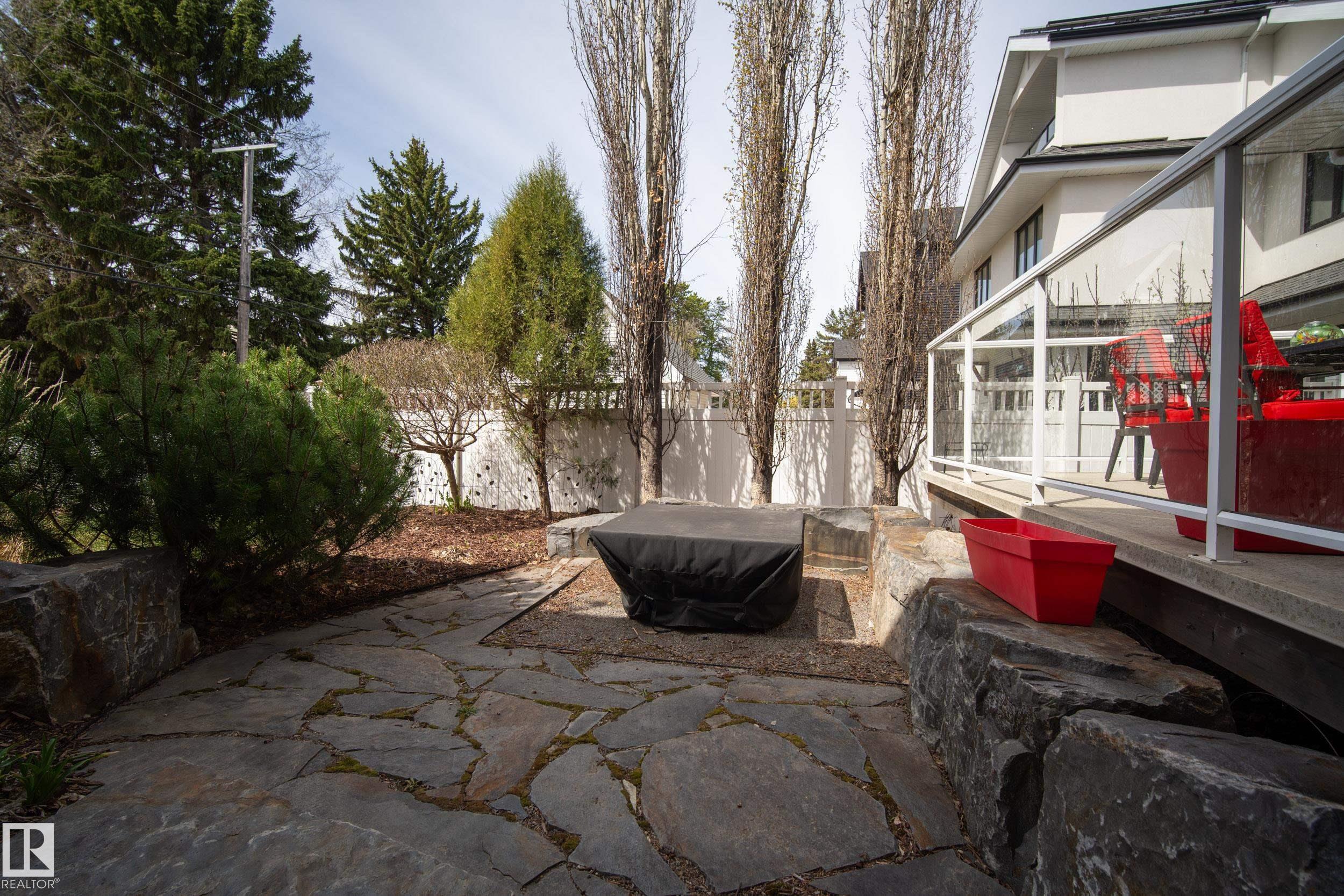 https://zimg.paragon.ice.com/ParagonImages/Property/PM/RAE/225400515/60/0/0/c16a9ef5f98f249ba7d9ea2e7660f62b/1/e3faeff2547c937fdfa92ba4fe94a611/225400515-f861bd62-795f-4e0c-a726-8725907b2e5c.JPG