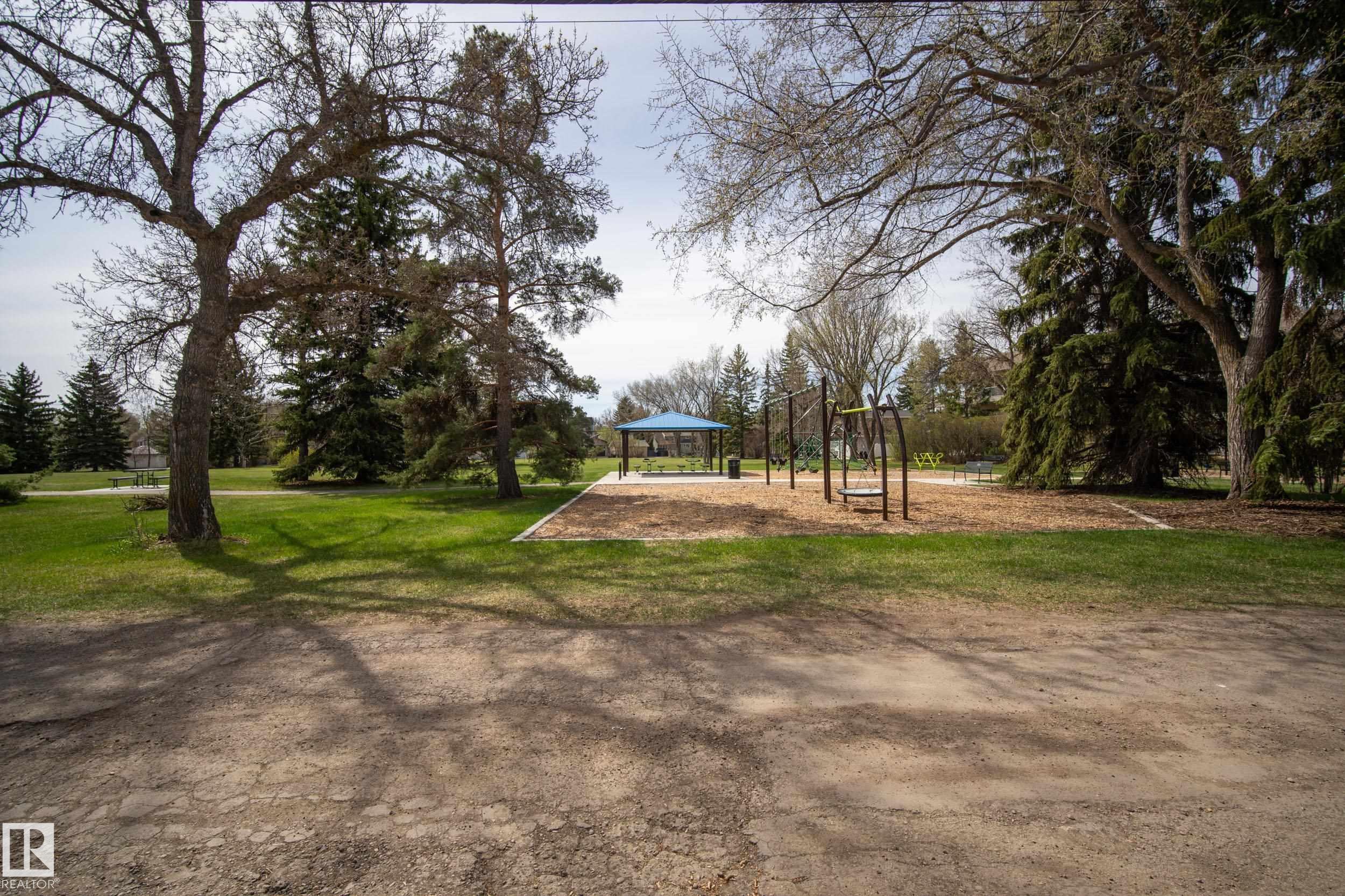 https://zimg.paragon.ice.com/ParagonImages/Property/PM/RAE/225400515/69/0/0/2c1308bc699fa4eba80cab0de5175751/1/e3faeff2547c937fdfa92ba4fe94a611/225400515-80fa2d2a-c6d1-44b4-86d3-b6757368a4e7.JPG