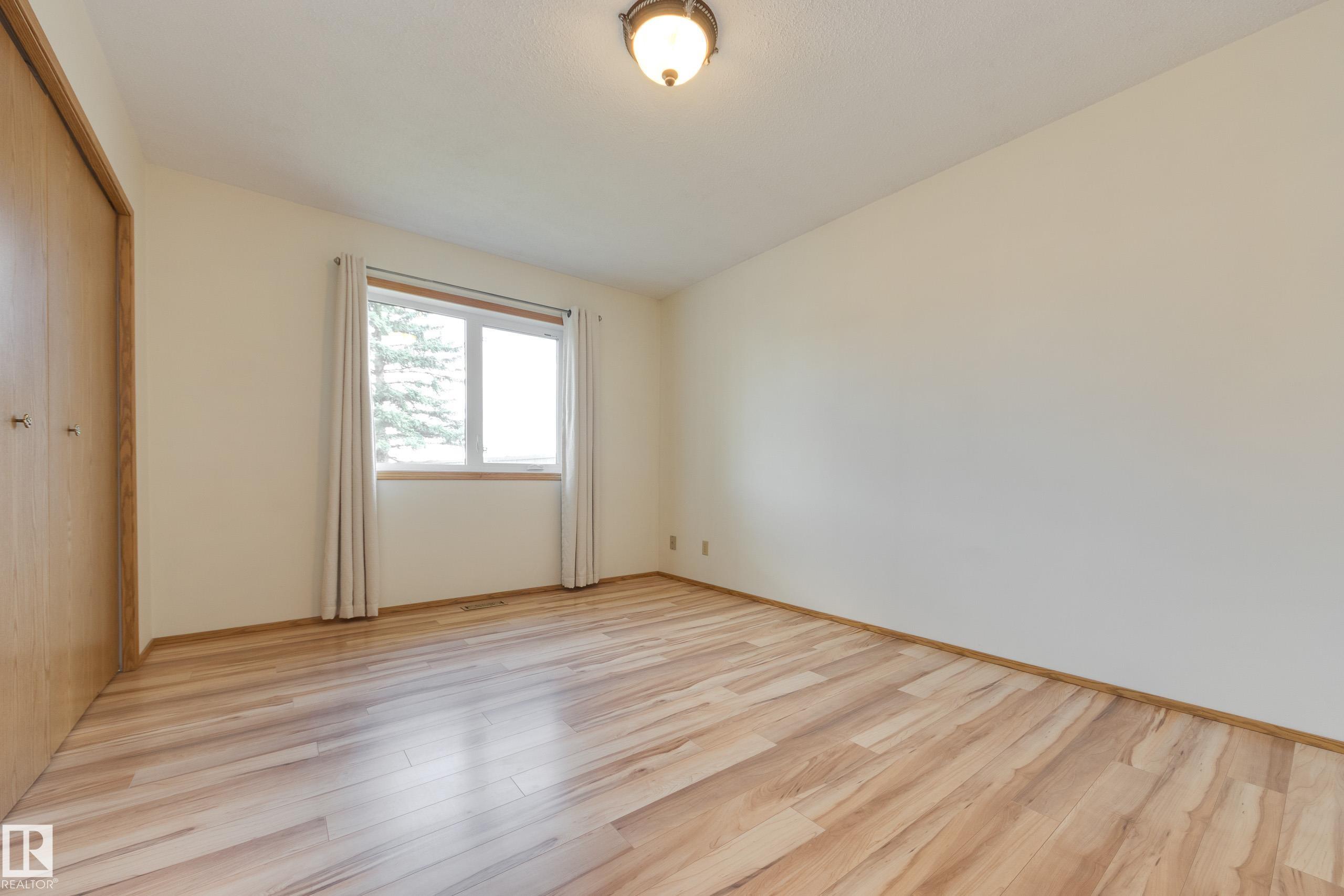 https://zimg.paragon.ice.com/ParagonImages/Property/PM/RAE/225400516/14/0/0/48cb06dd959b96b21a63ddb82d39fd7c/1/041ab794df5bdf61a693aa20e88b362f/225400516-7400239c-518c-4a6b-8f62-9426437a3be9.JPG